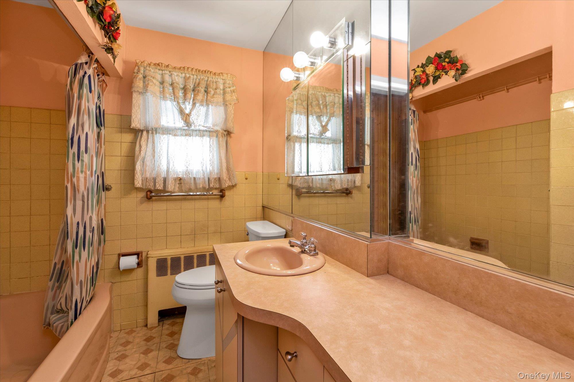 #15 photo, 20 Hunter Avenue, নাসাউ কাউন্টি Valley Stream , NY 11580