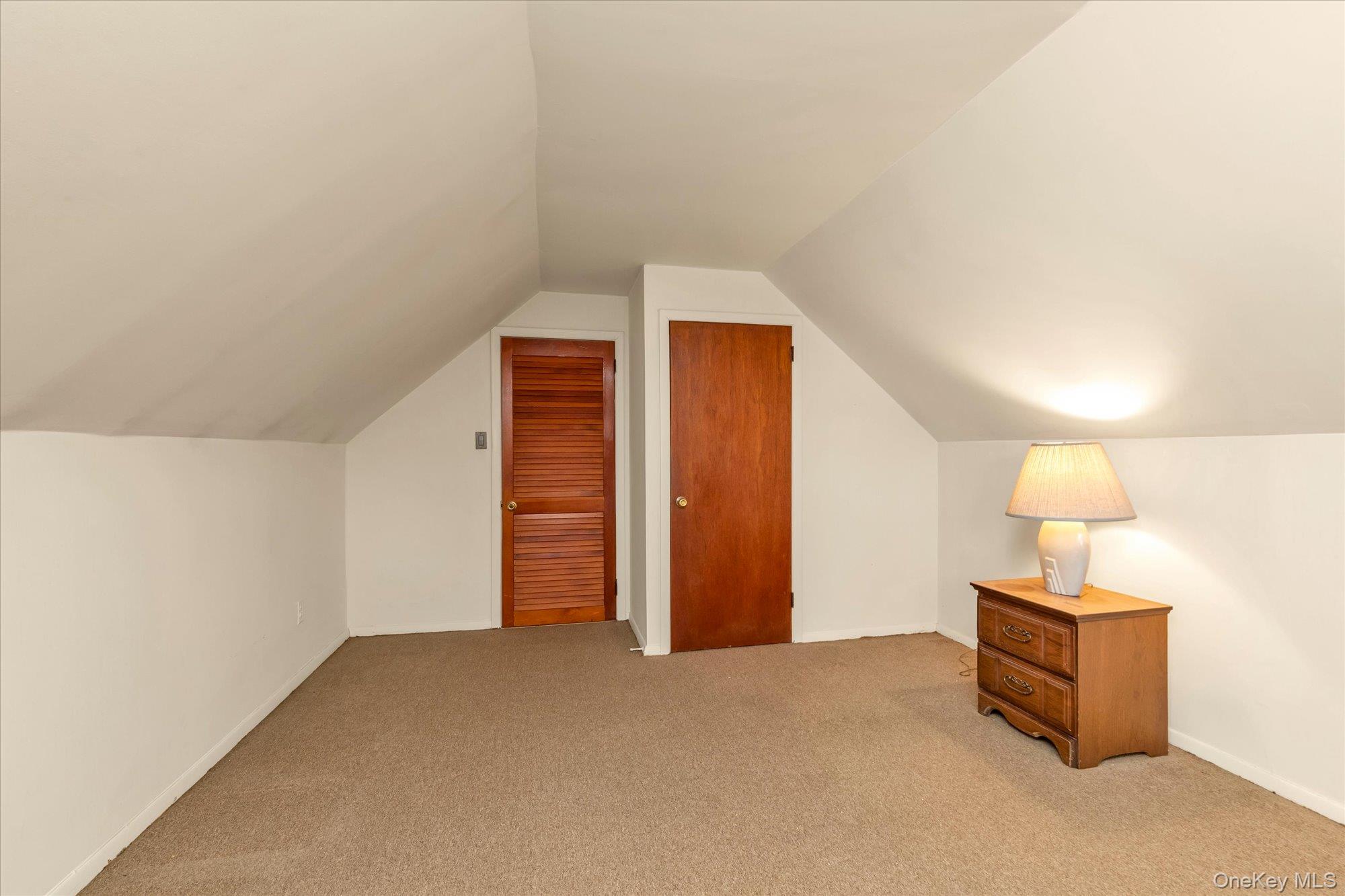 #17 photo, 20 Hunter Avenue, নাসাউ কাউন্টি Valley Stream , NY 11580