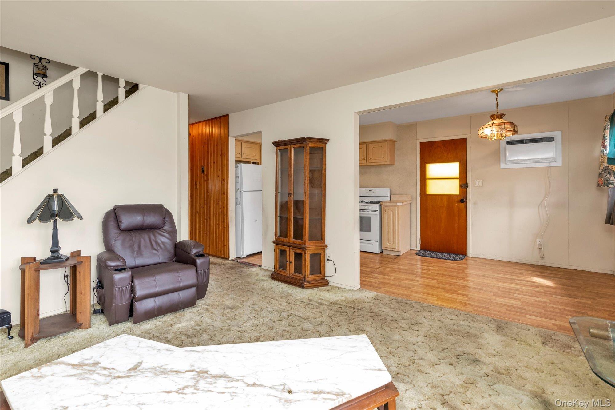 #6 photo, 20 Hunter Avenue, নাসাউ কাউন্টি Valley Stream , NY 11580