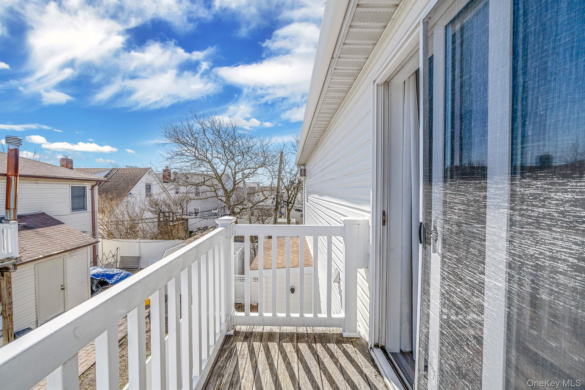 #16 photo, 272 E Harrison Street, নাসাউ কাউন্টি Long Beach , NY 11561