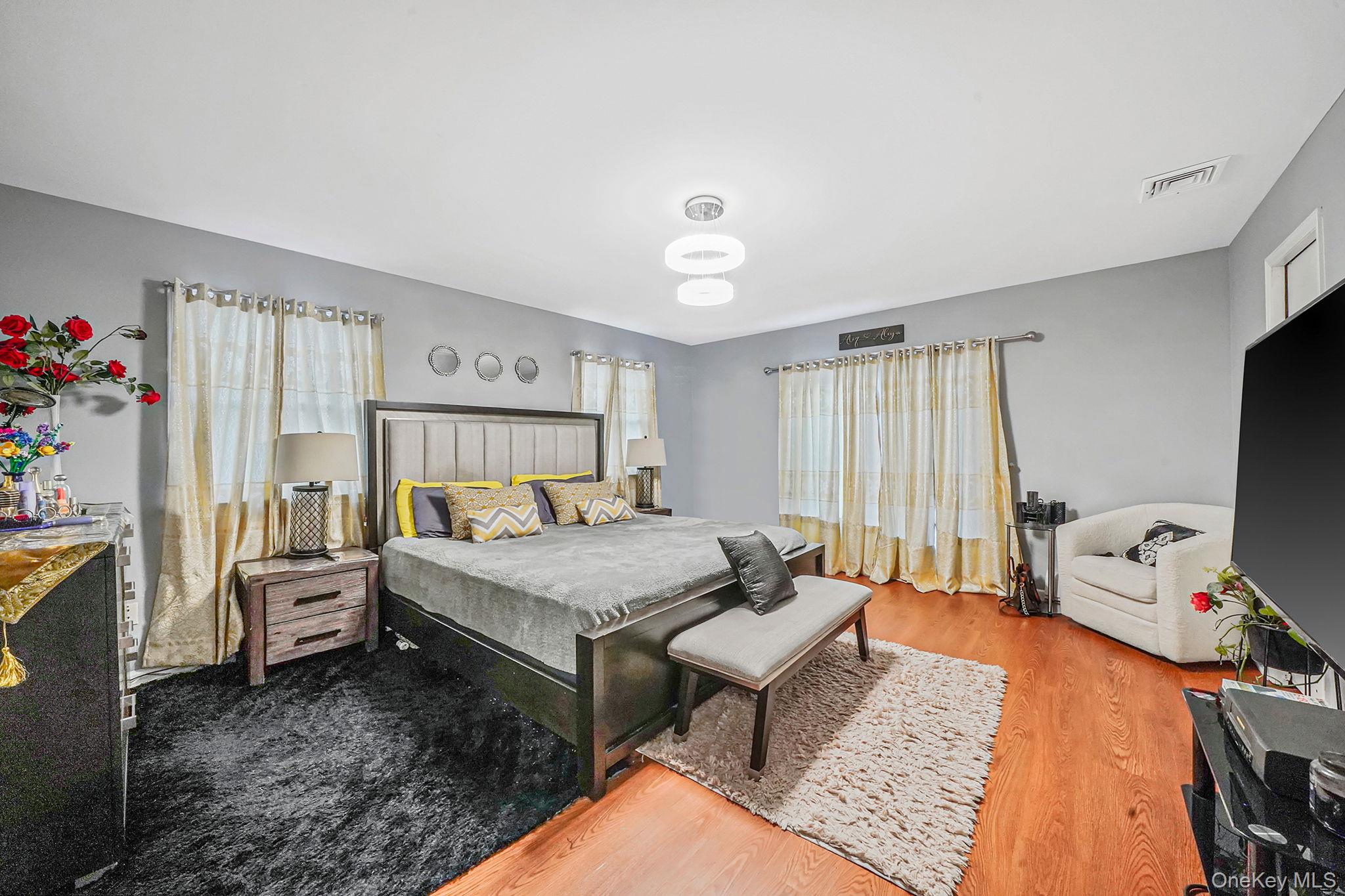 #12 photo, 2 Buchanan Avenue, Coram , NY 11727