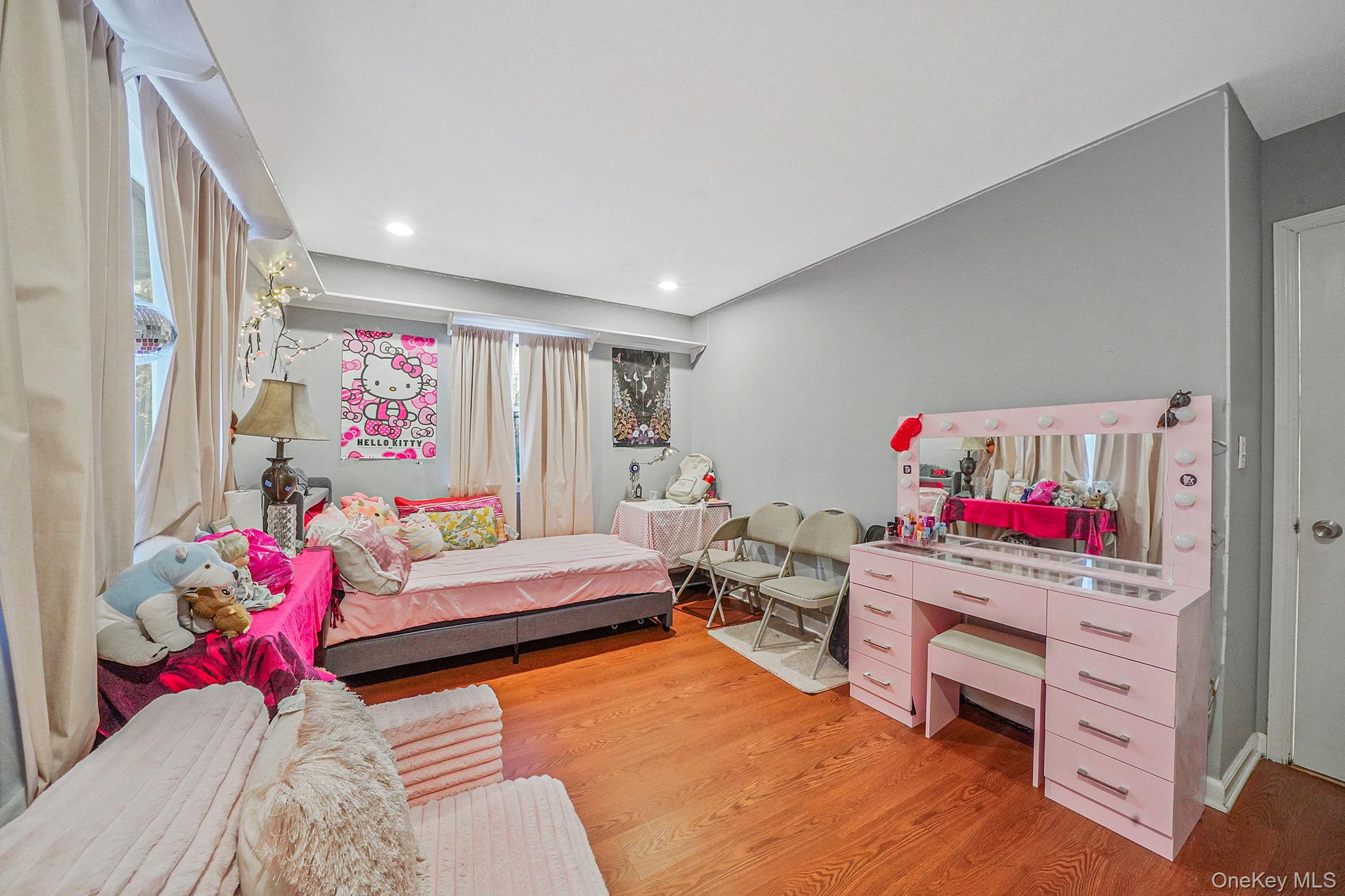 #15 photo, 2 Buchanan Avenue, Coram , NY 11727