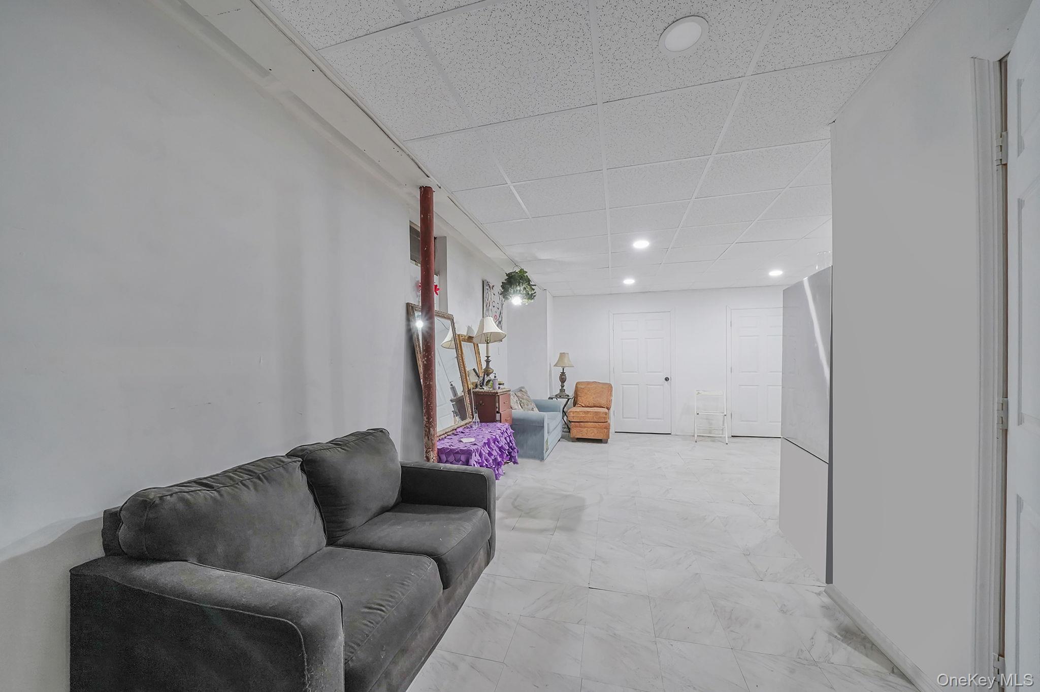 #20 photo, 2 Buchanan Avenue, Coram , NY 11727