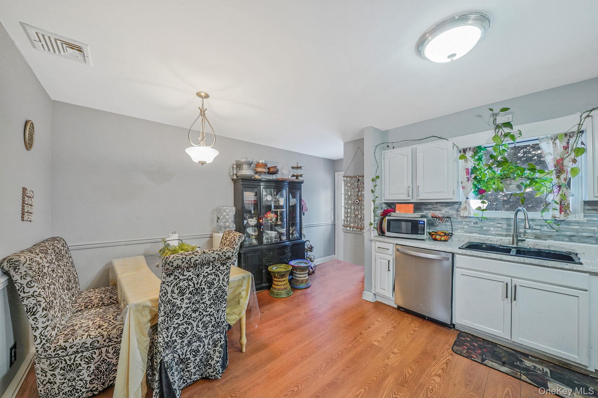 #8 photo, 2 Buchanan Avenue, Coram , NY 11727