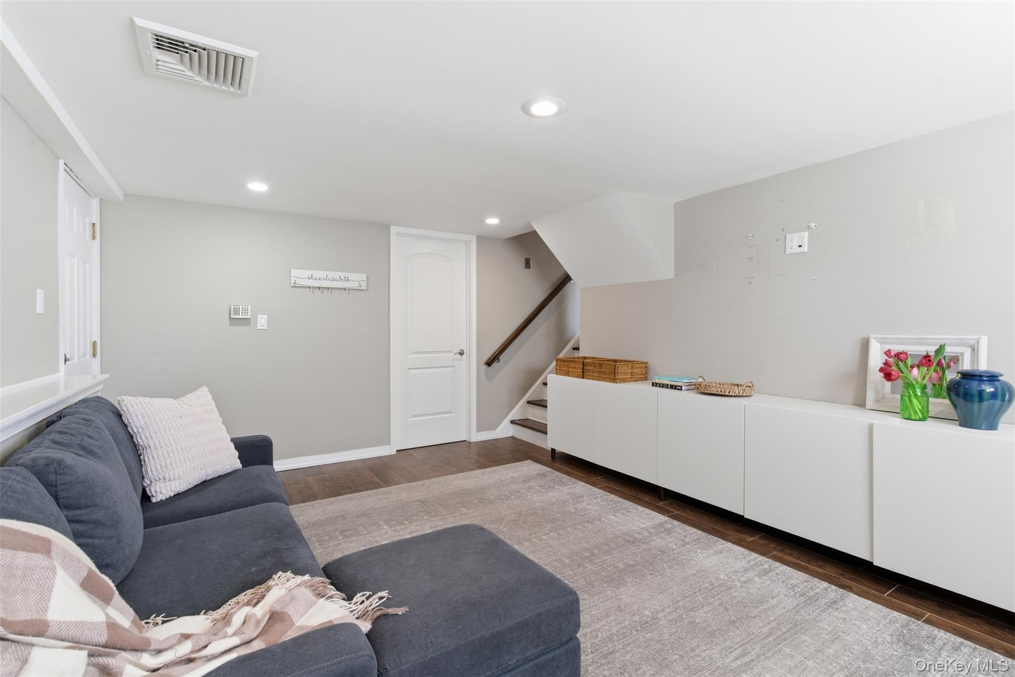 #20 photo, 45 Amherst Drive, নাসাউ কাউন্টি Massapequa , NY 11758