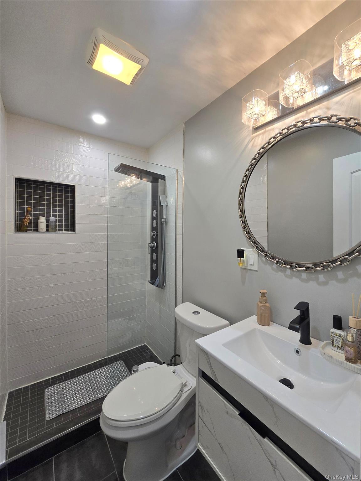 #7 photo, 195-20 122nd Avenue, কুইন্‌স Springfield Gardens , NY 11413