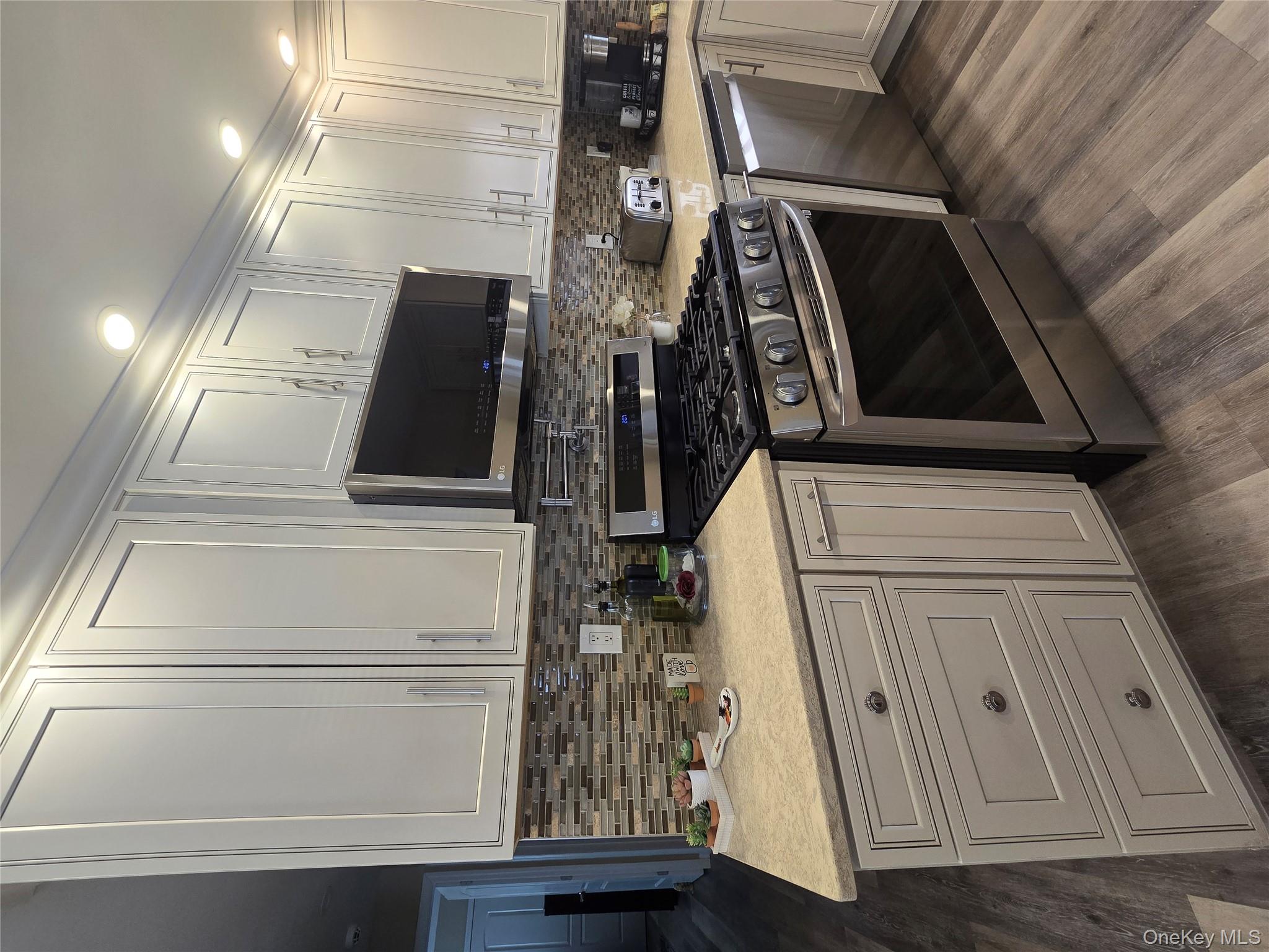 #13 photo, 155-30 102nd Street, কুইন্‌স Howard Beach , NY 11414