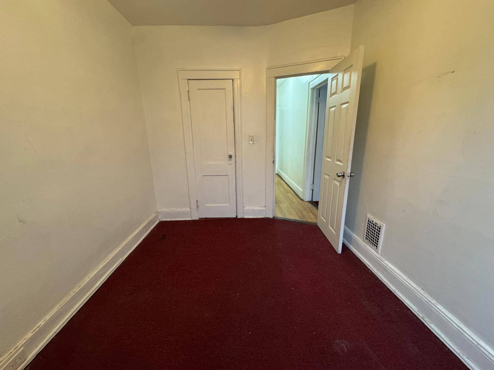 #17 photo, 104-21 104 Street, কুইন্‌স Ozone Park , NY 11417