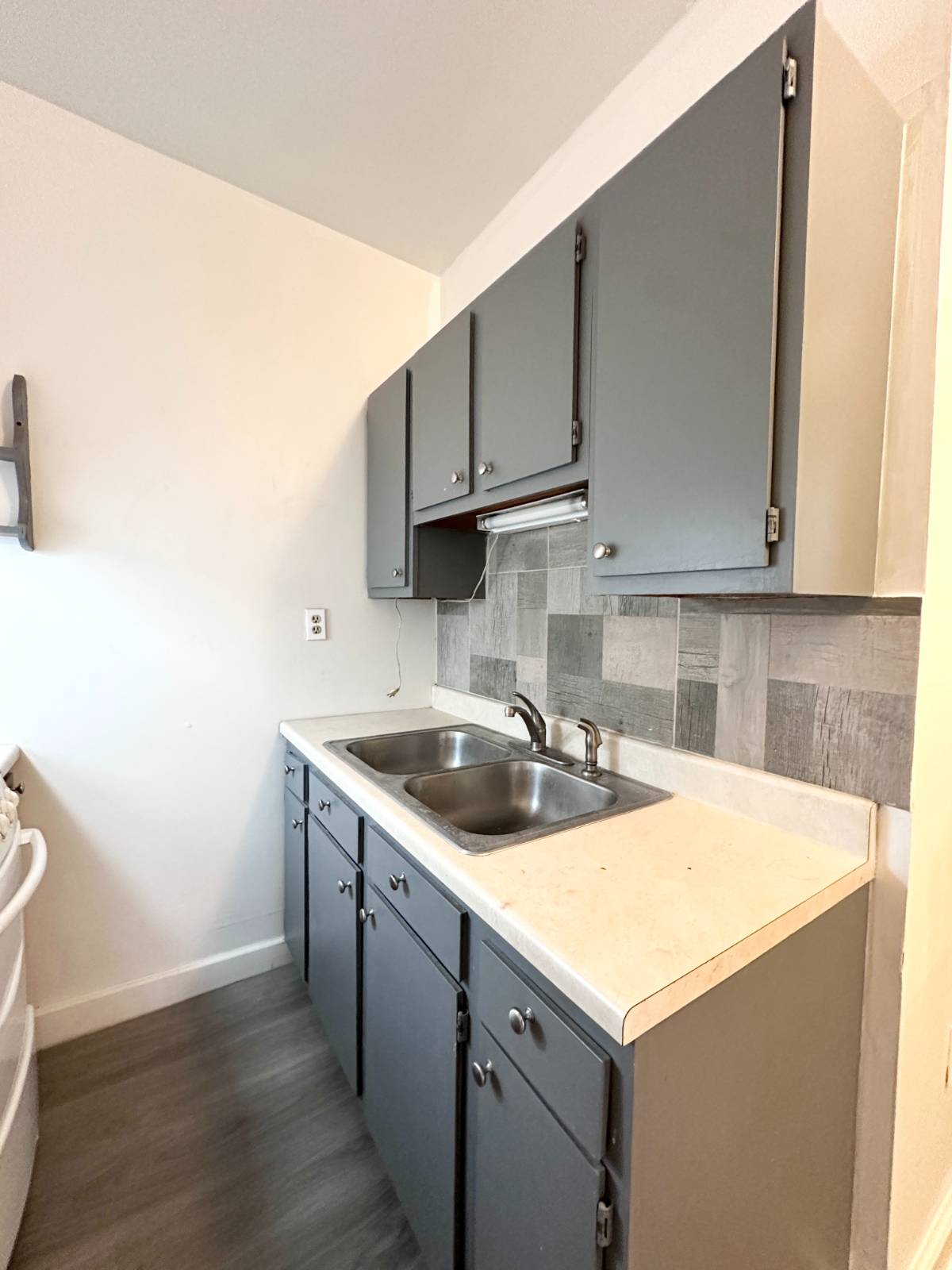 #7 photo, 34 Washington Street, #Apt 2, Rensselaer , NY 12144