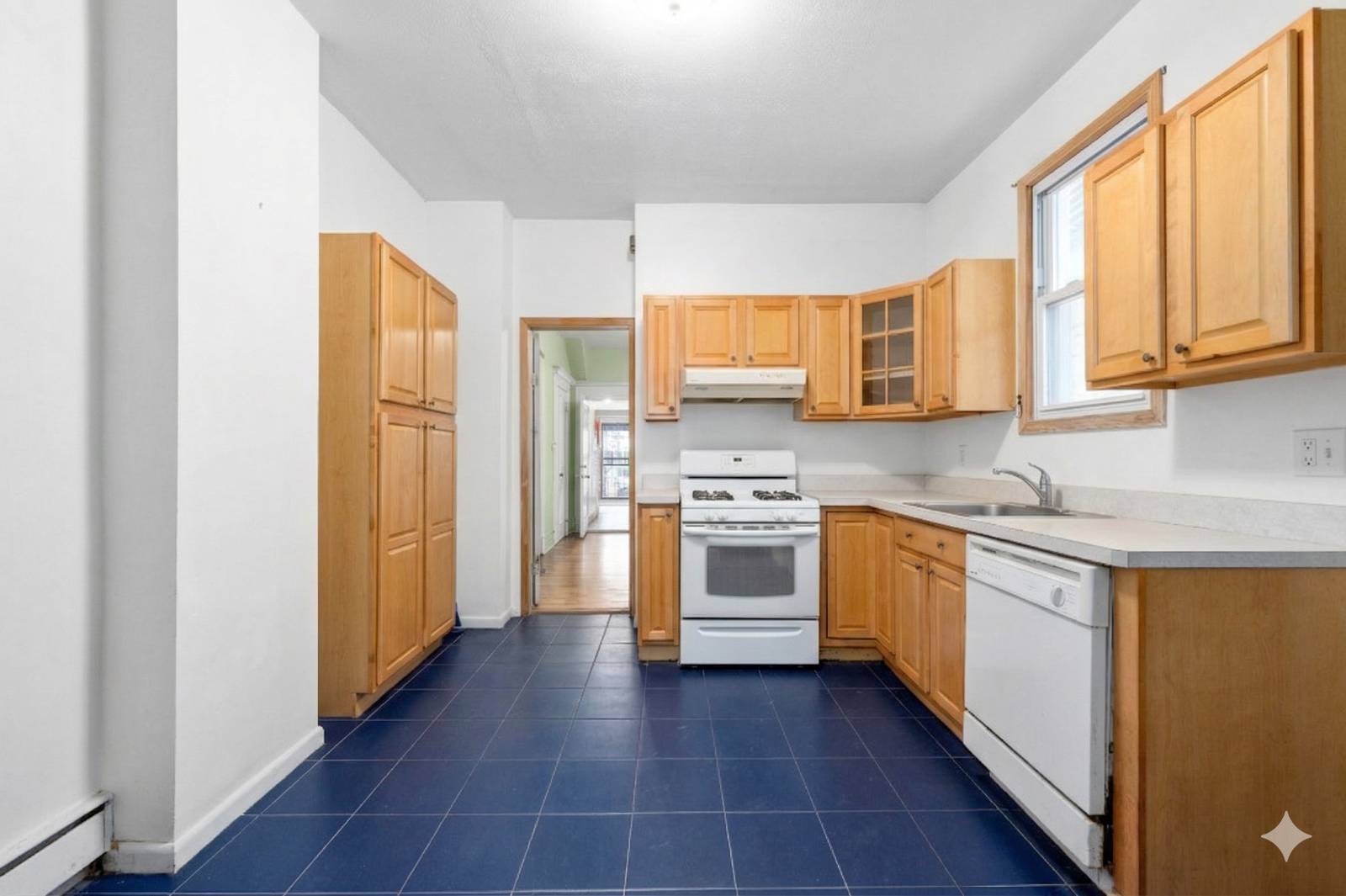 #7 photo, 1290 Prospect Avenue, Бруклин ‖ Windsor Terrace , NY 11218