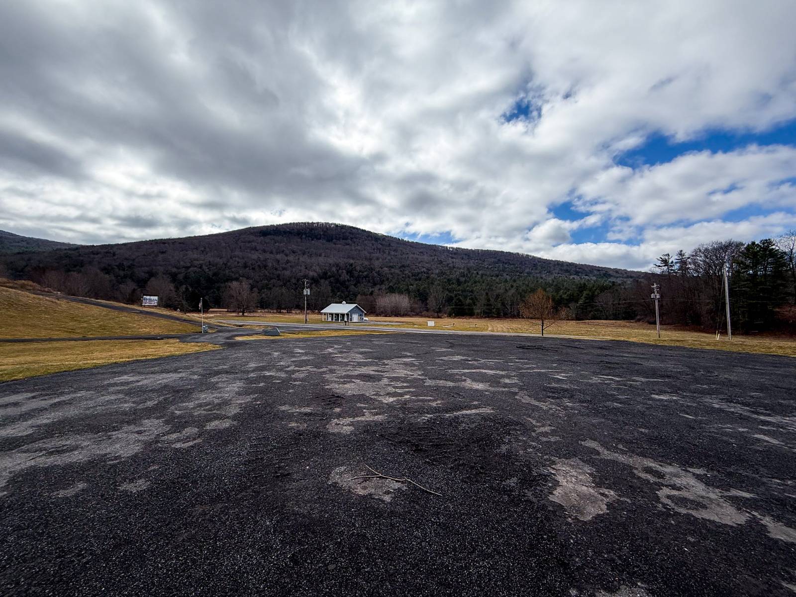 #25 photo, 1007 State Route 990V, Gilboa , NY 12076