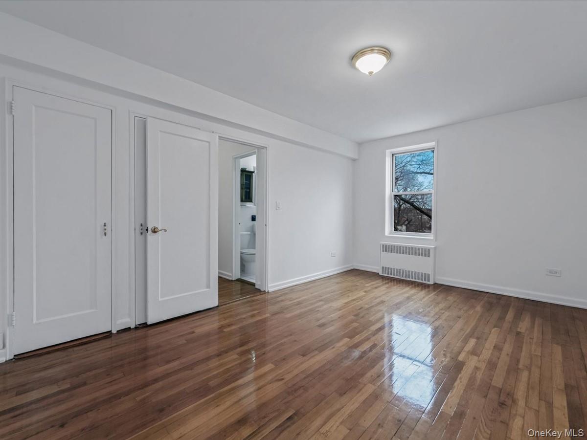 #13 photo, 82-40 Austin Street, কুইন্‌স Kew Gardens , NY 11415