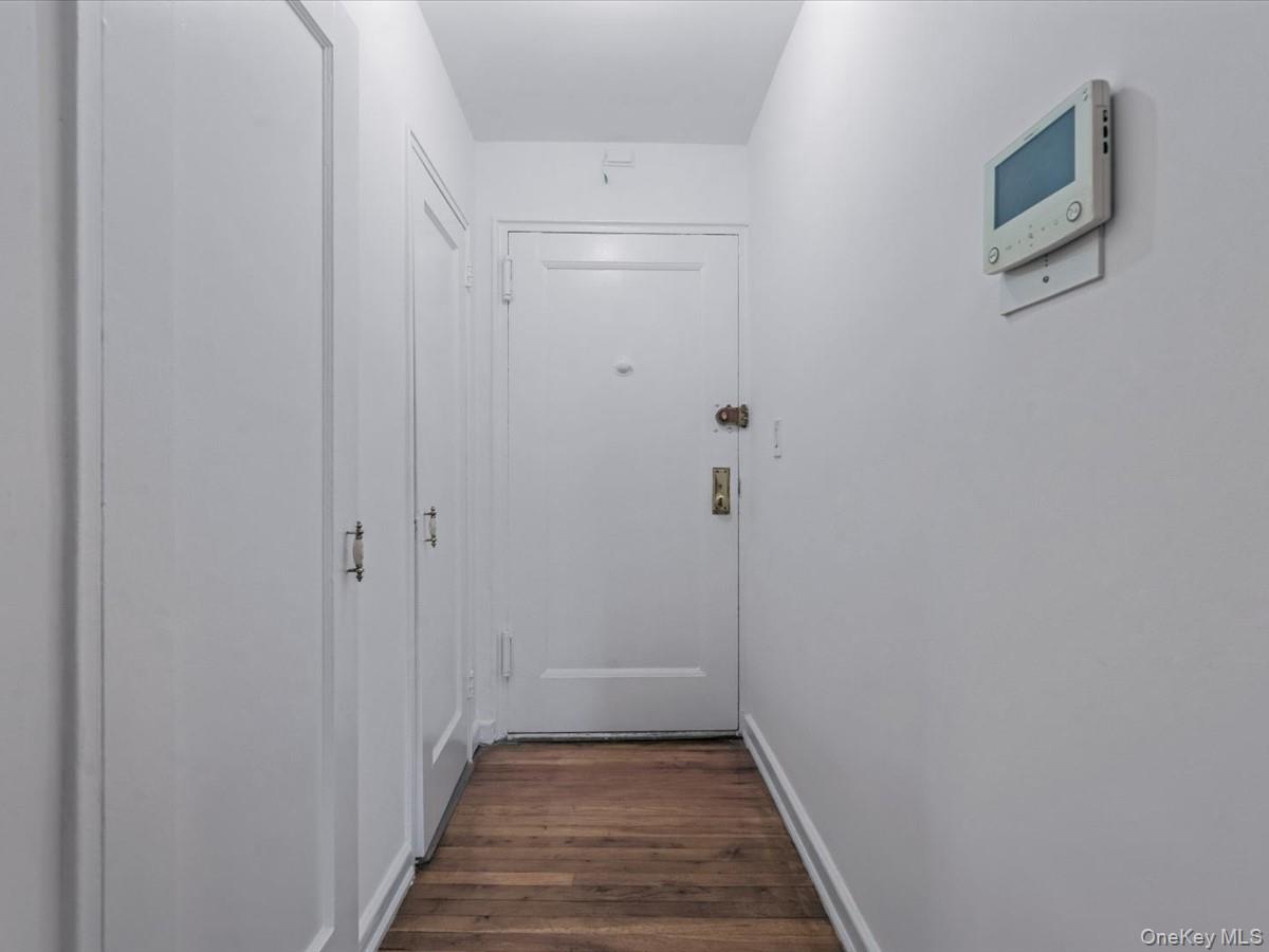 #3 photo, 82-40 Austin Street, কুইন্‌স Kew Gardens , NY 11415