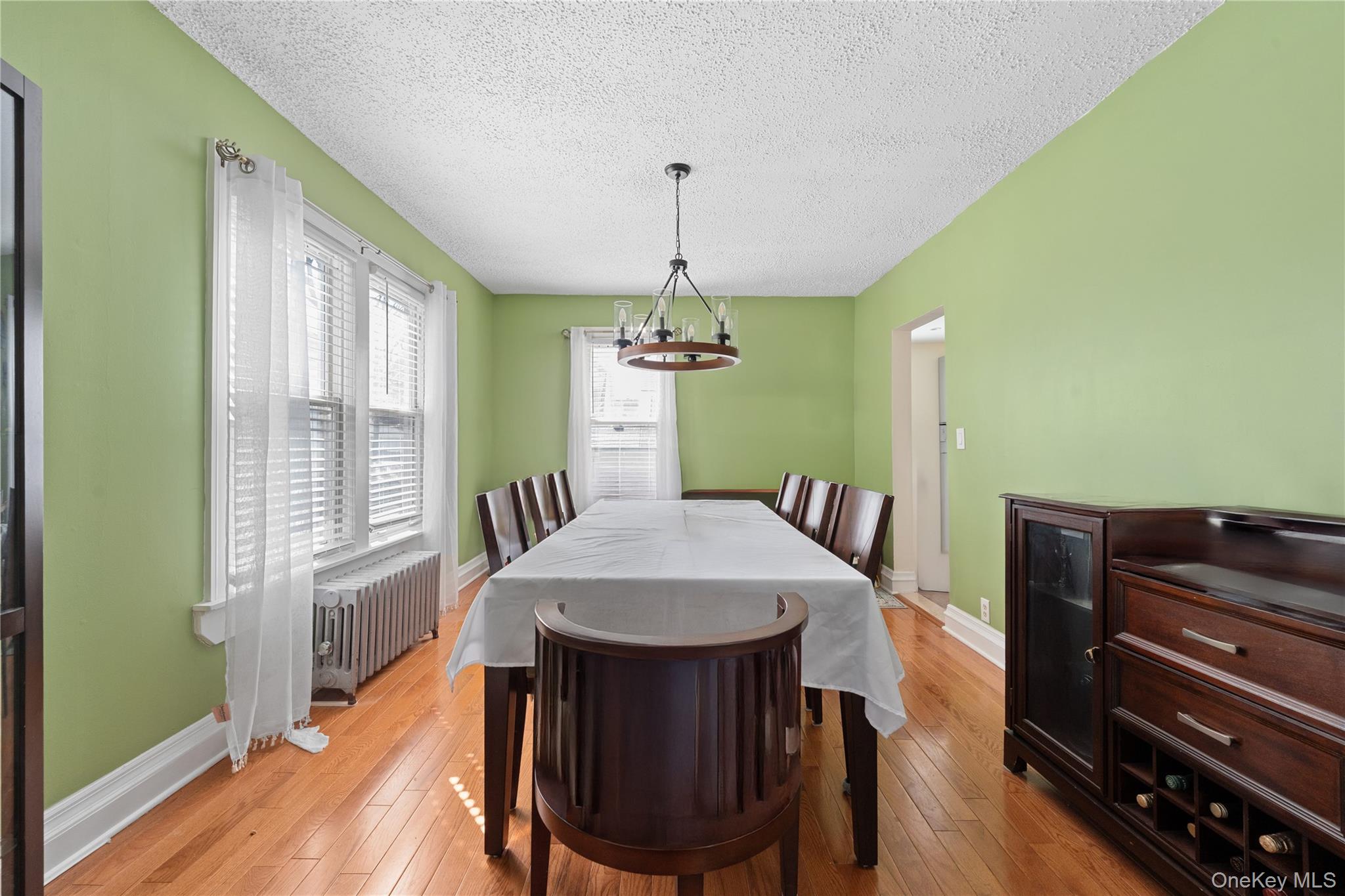 #18 photo, 112-26 208th Street, কুইন্‌স Queens Village , NY 11429