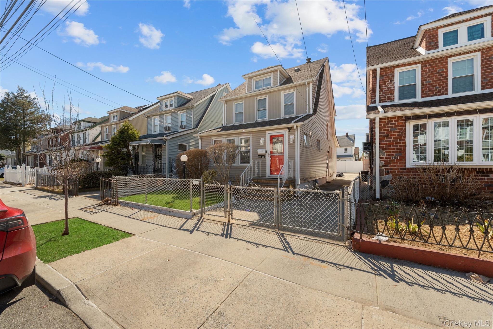 #2 photo, 112-26 208th Street, কুইন্‌স Queens Village , NY 11429
