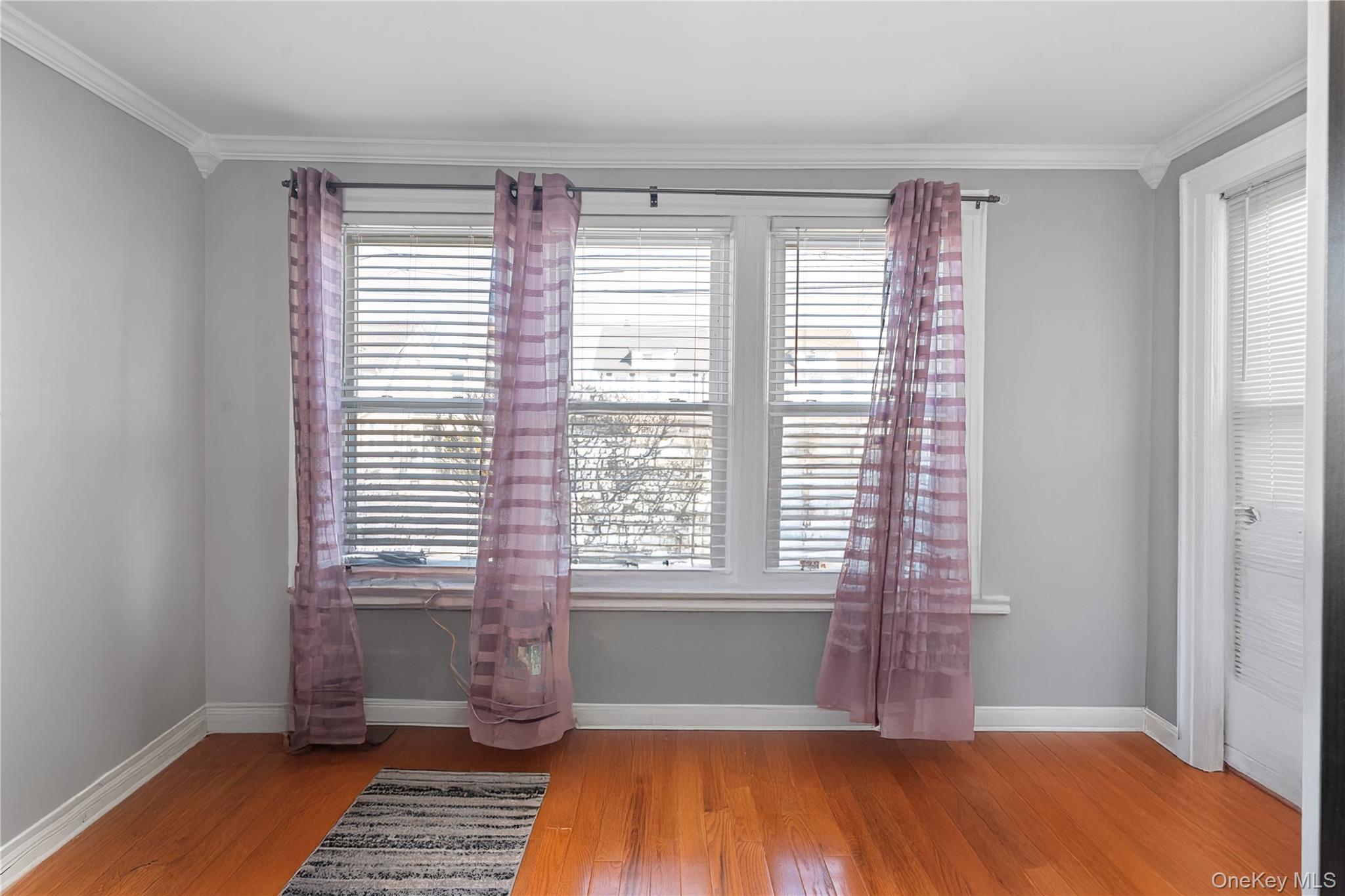 #5 photo, 112-26 208th Street, কুইন্‌স Queens Village , NY 11429