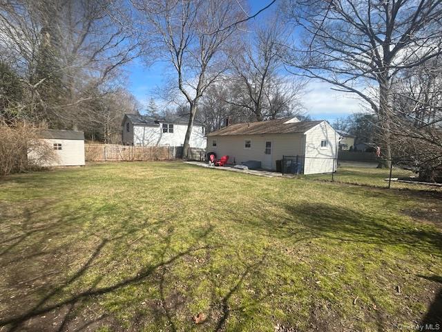 #12 photo, 4 White Oak Street, সাফোক কাউন্টি Middle Island , NY 11953