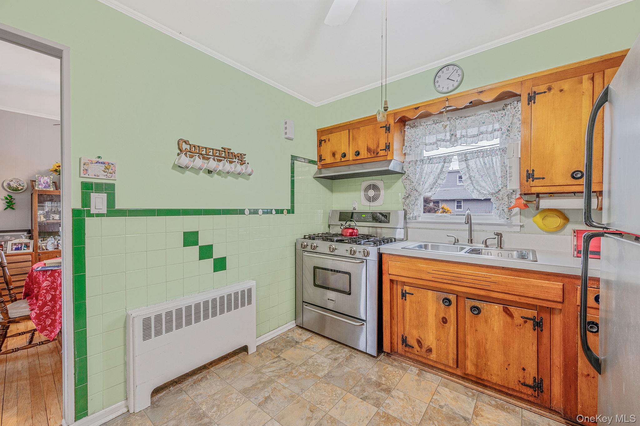 #20 photo, 43 E June Street, Lindenhurst , NY 11757