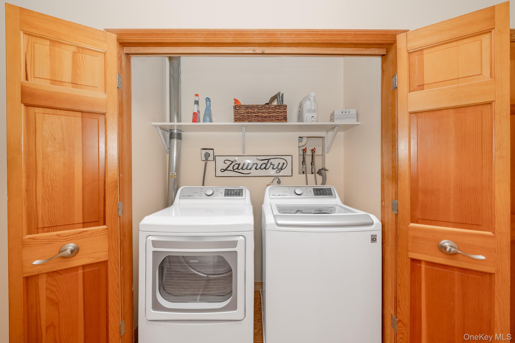 #12 photo, 242 Singingwood Drive, 롱 아일랜드 Holbrook , NY 11741