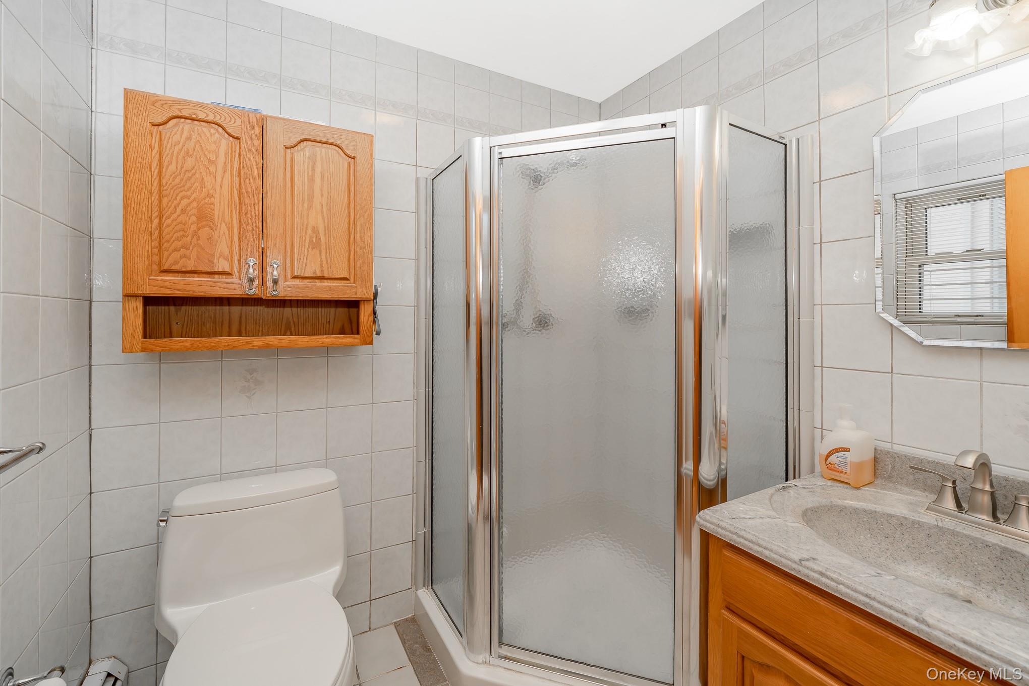 #14 photo, 242 Singingwood Drive, 롱 아일랜드 Holbrook , NY 11741