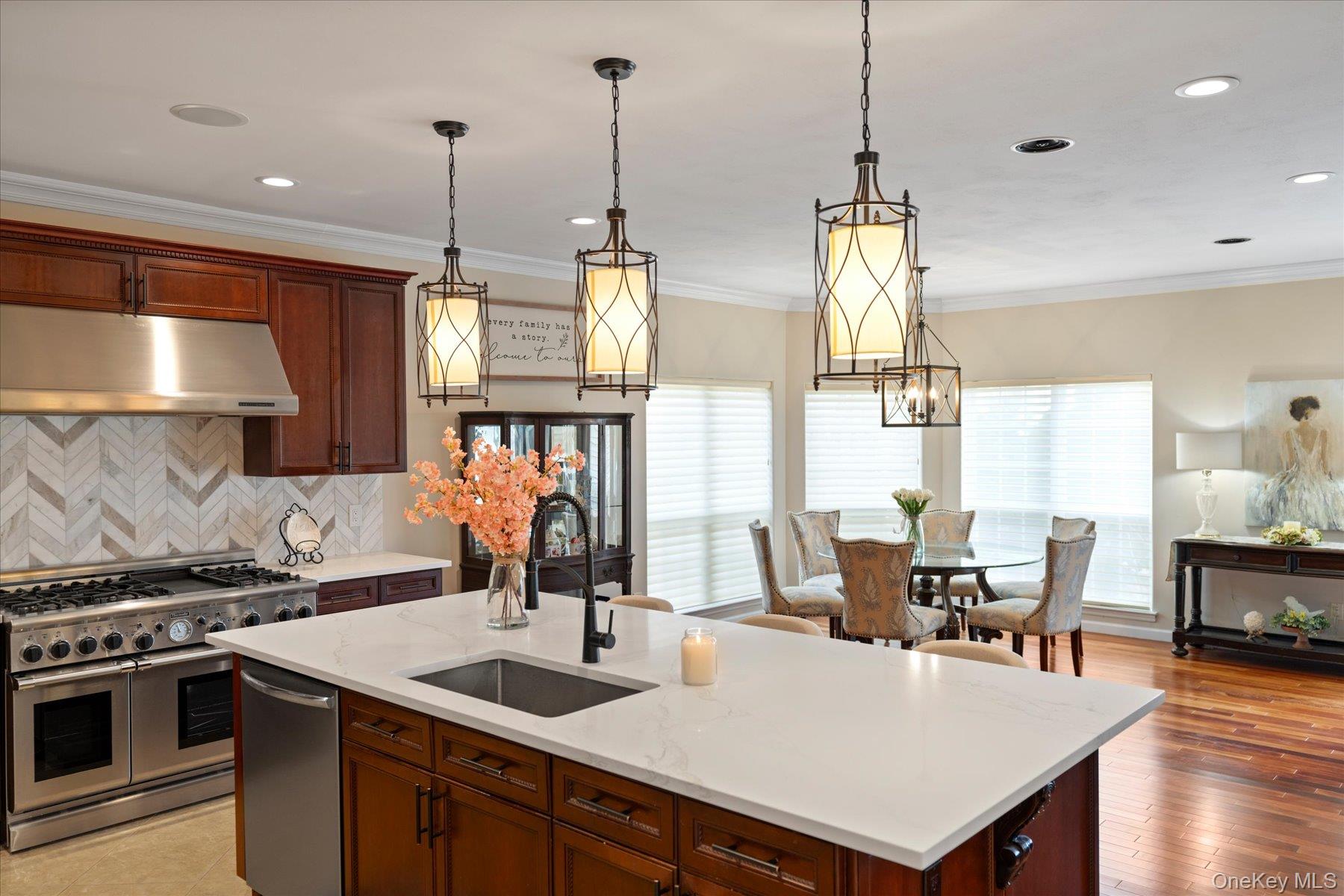 #18 photo, 77 Hamlet Drive, সাফোক কাউন্টি Mount Sinai , NY 11766