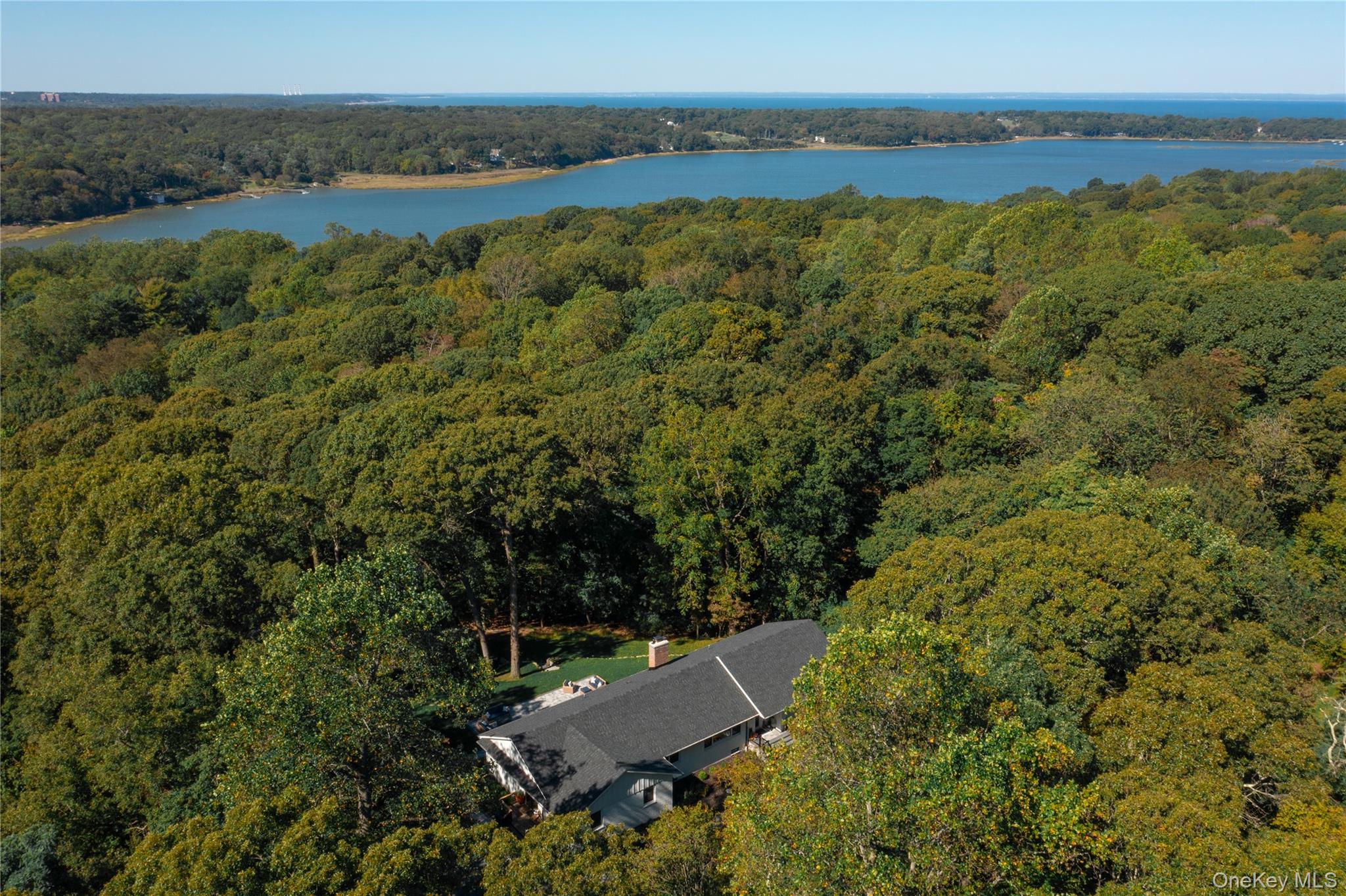 #2 photo, 25 Pinoak Lane, সাফোক কাউন্টি Saint James , NY 11780