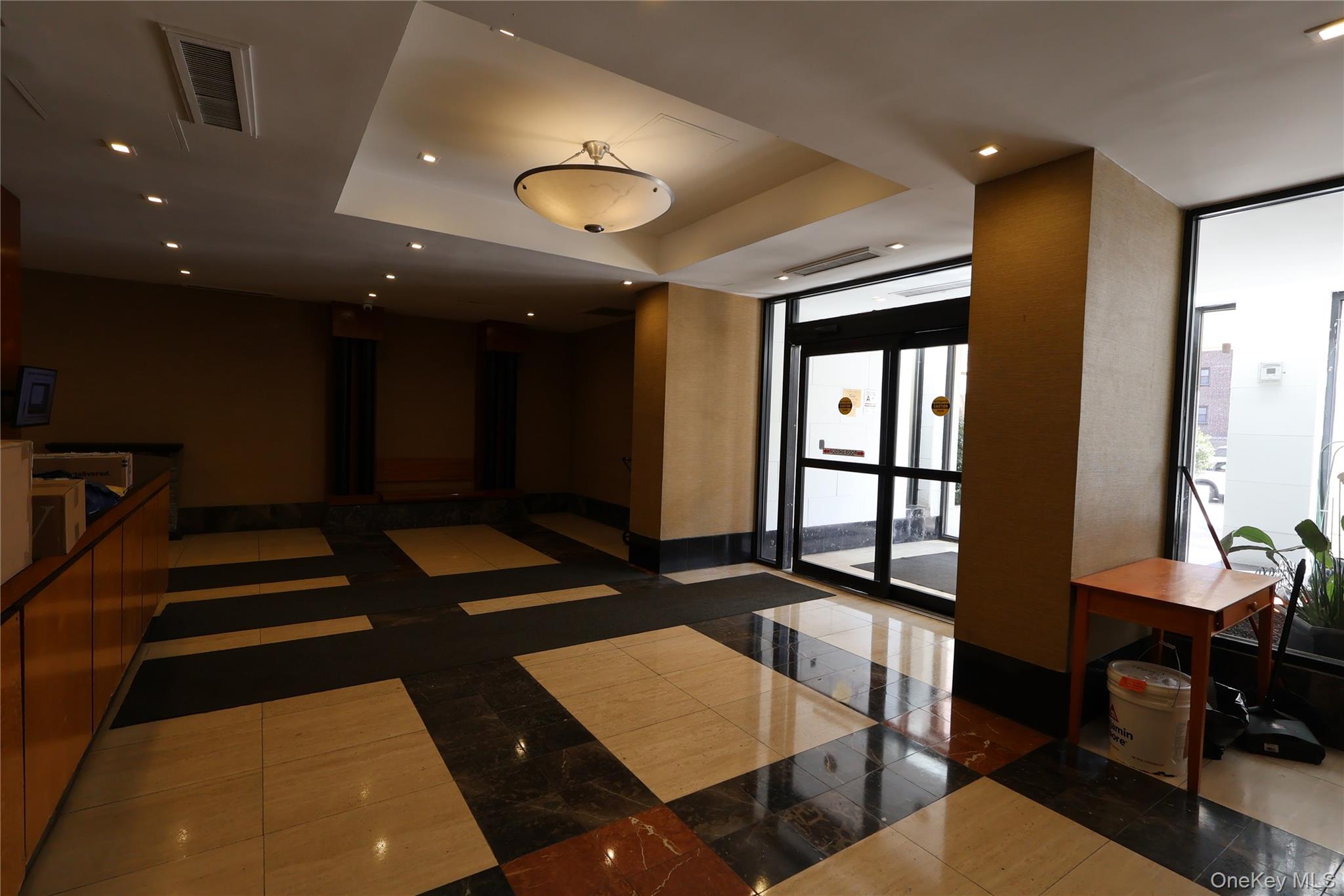 #19 photo, 118-17 Union Turnpike, কুইন্‌স Forest Hills , NY 11375