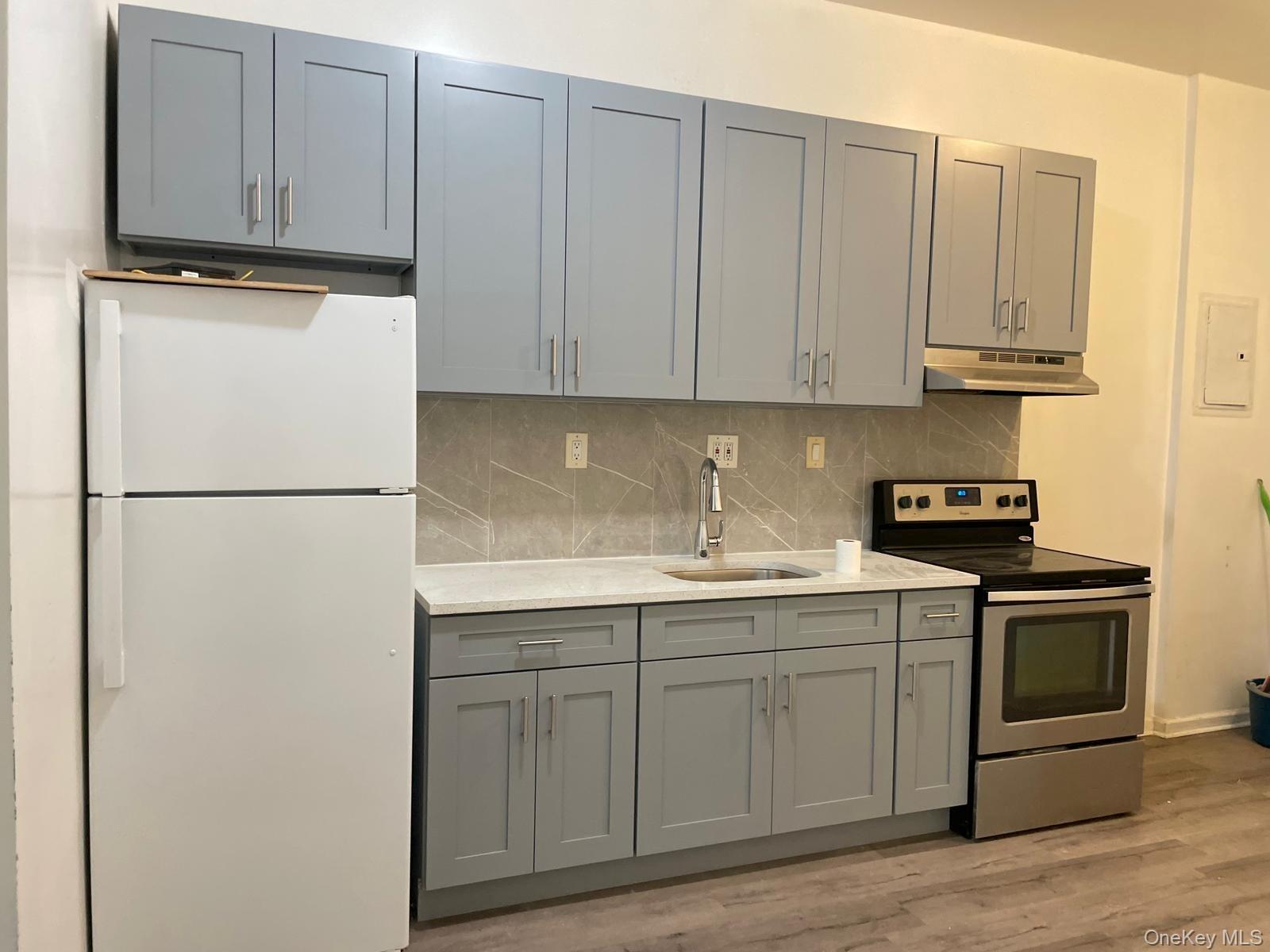 #9 photo, 122-14 Sutphin Blvd, Jamaica , NY 11434