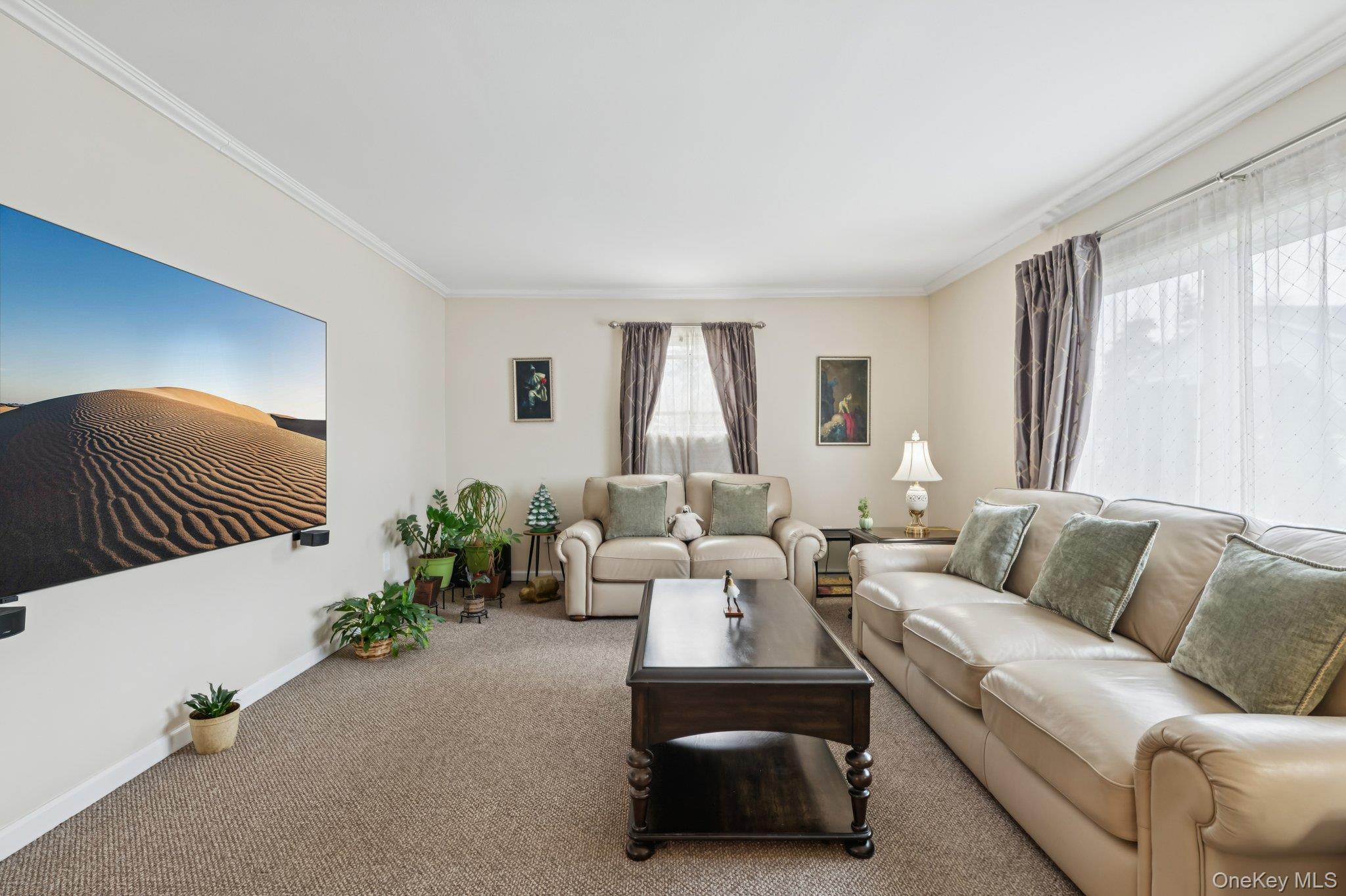 #14 photo, 449 S 1st Street, সাফোক কাউন্টি Lindenhurst , NY 11757