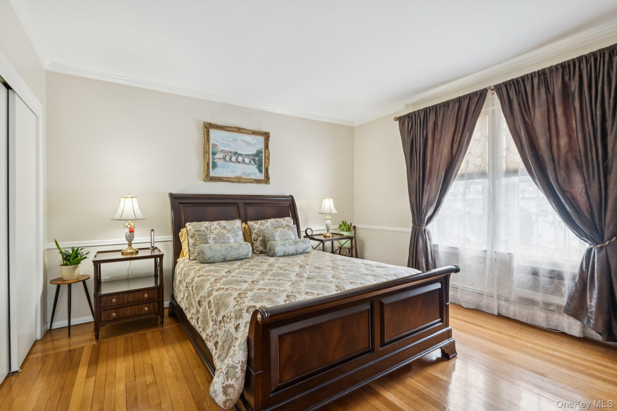 #18 photo, 449 S 1st Street, সাফোক কাউন্টি Lindenhurst , NY 11757