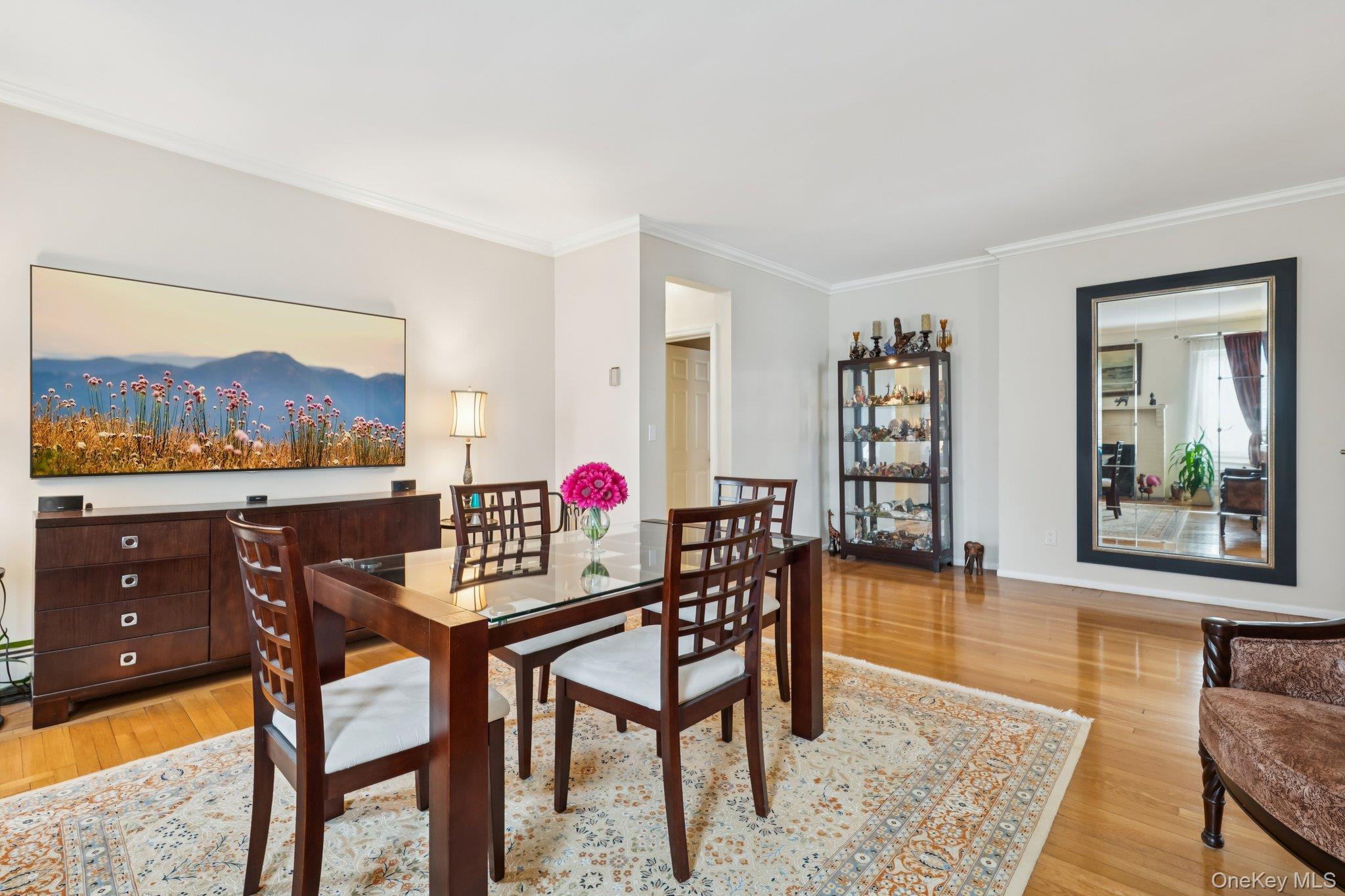 #9 photo, 449 S 1st Street, সাফোক কাউন্টি Lindenhurst , NY 11757