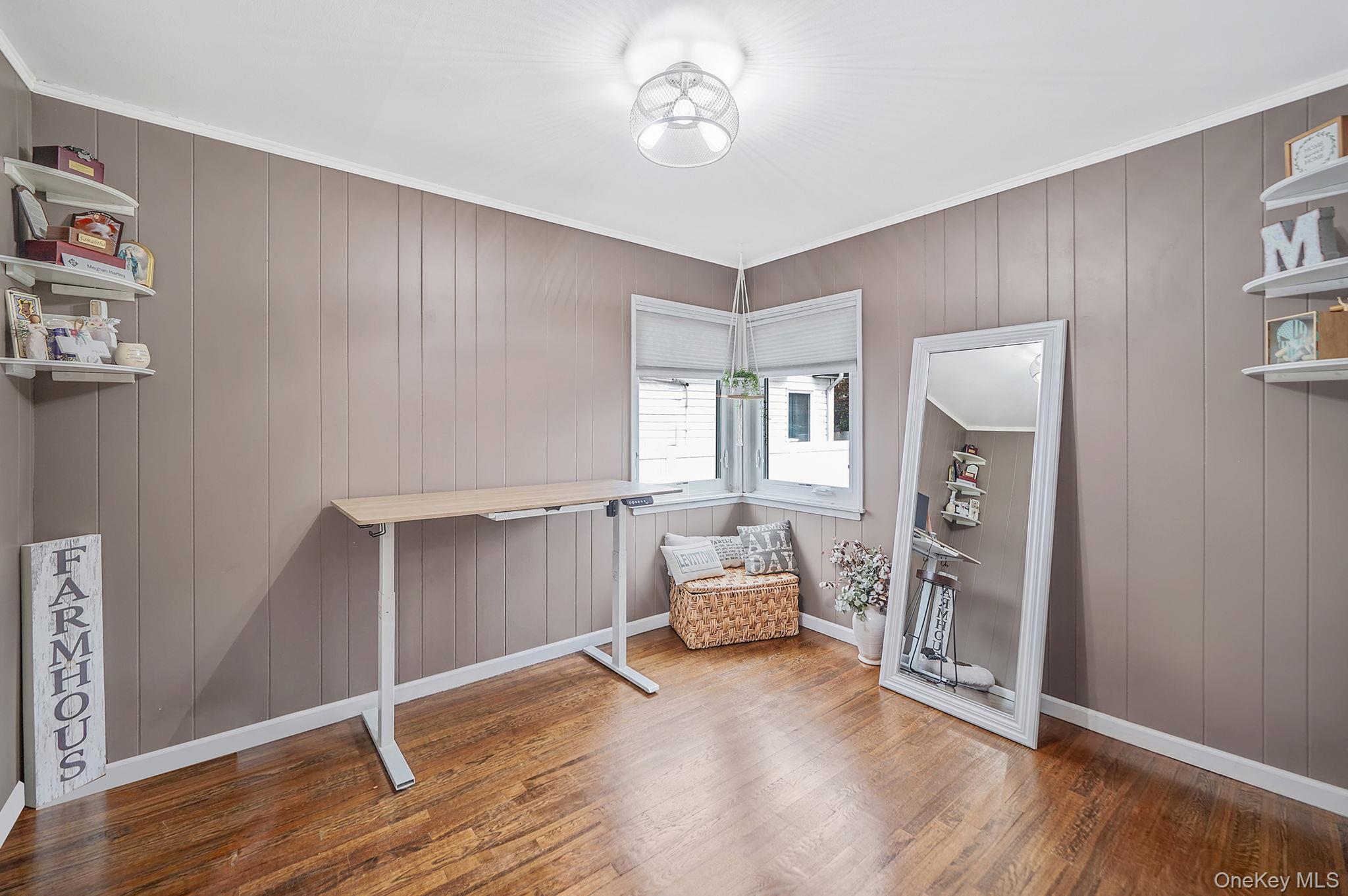 #13 photo, 78 Emerson Avenue, নাসাউ কাউন্টি Levittown , NY 11756