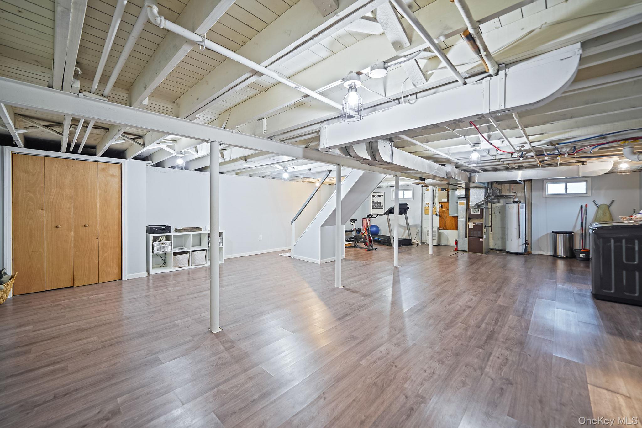 #18 photo, 78 Emerson Avenue, নাসাউ কাউন্টি Levittown , NY 11756