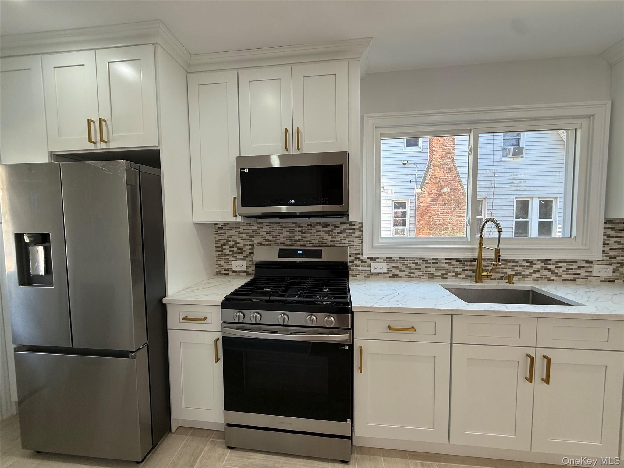 #6 photo, 120 Lena Ave, Freeport , NY 11520