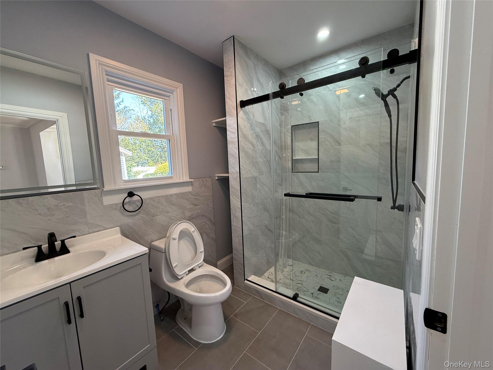 #8 photo, 120 Lena Ave, Freeport , NY 11520