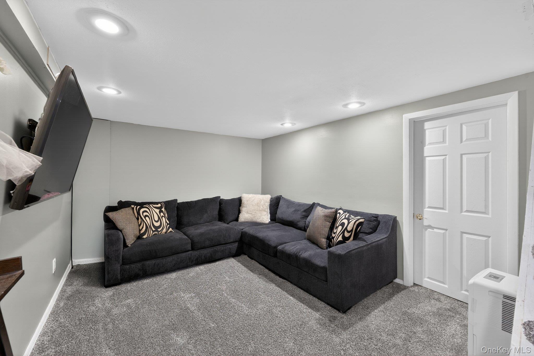 #16 photo, 49 Maple Drive, Deer Park , NY 11729