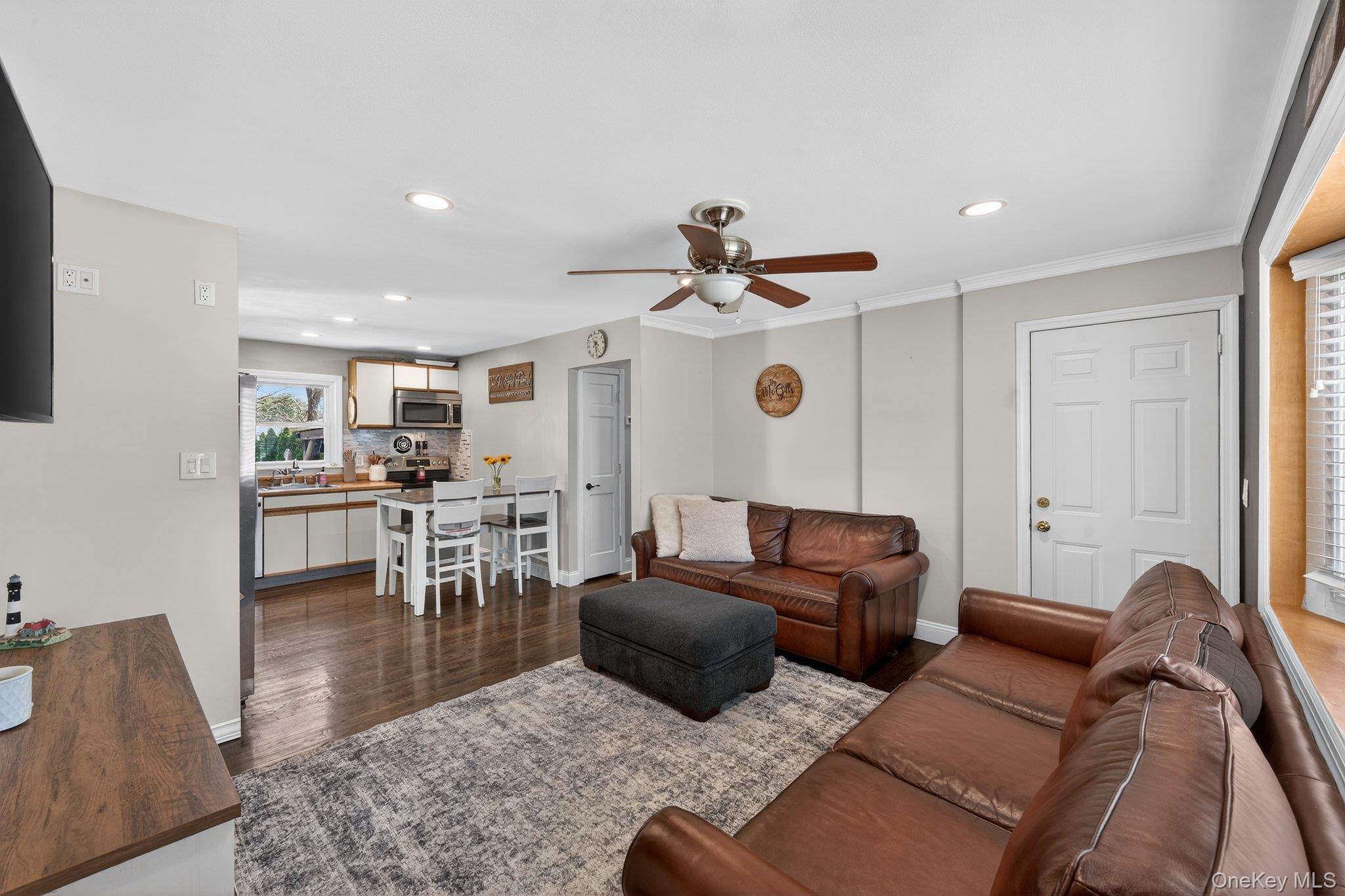 #9 photo, 49 Maple Drive, Deer Park , NY 11729