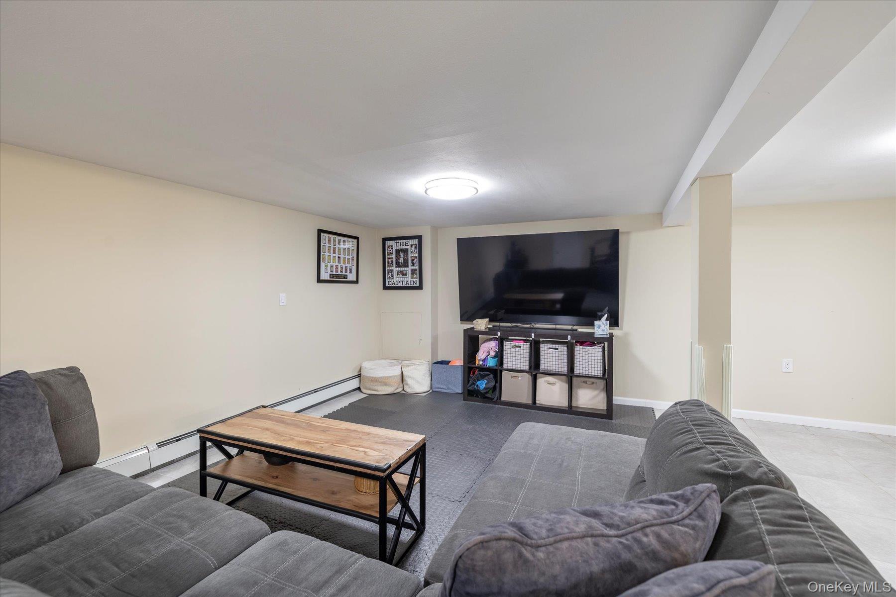 #13 photo, 153 N Queens Avenue, Massapequa , NY 11758