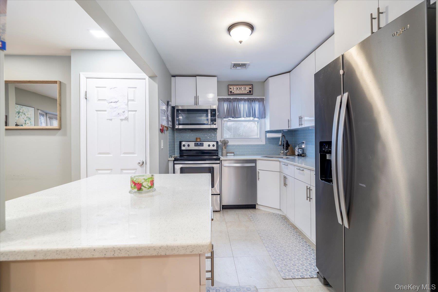 #6 photo, 153 N Queens Avenue, Massapequa , NY 11758