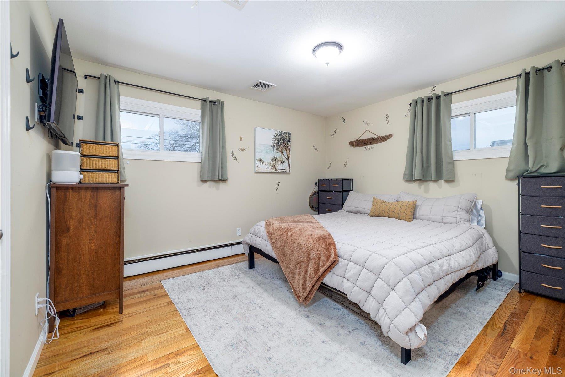 #9 photo, 153 N Queens Avenue, Massapequa , NY 11758