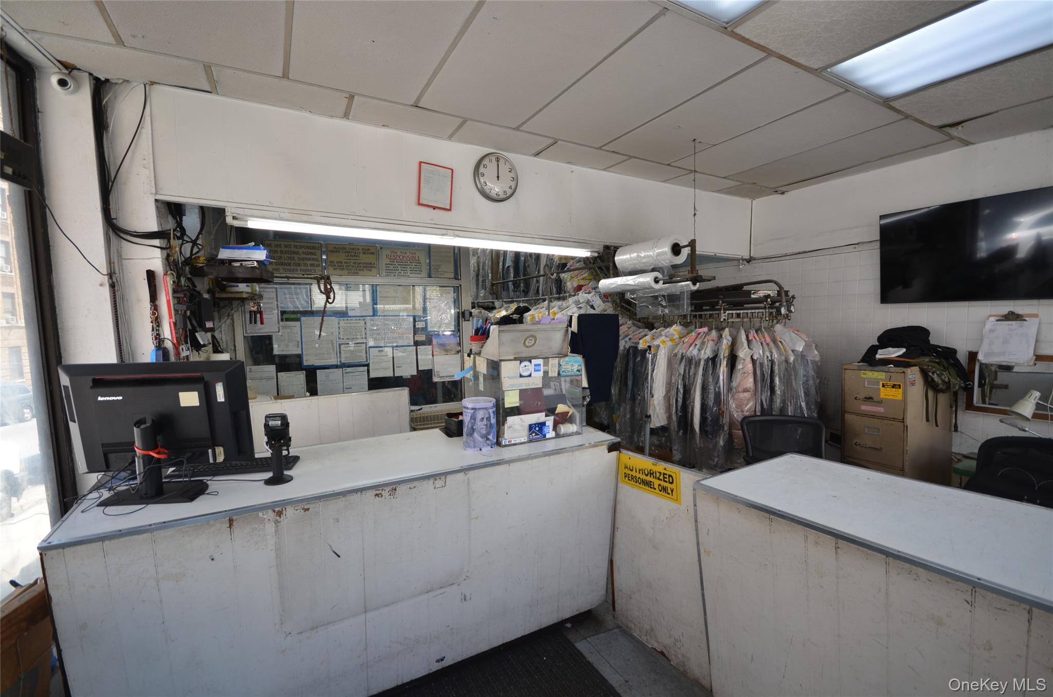 #3 photo, 2360 tiebout Avenue, ব্রঙ্কস Bronx , NY 10458