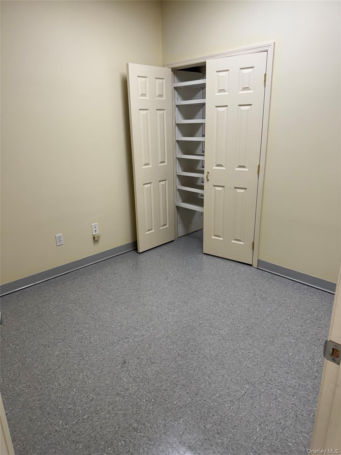 #3 photo, 3121 US Route 9w, New Windsor , NY 12553