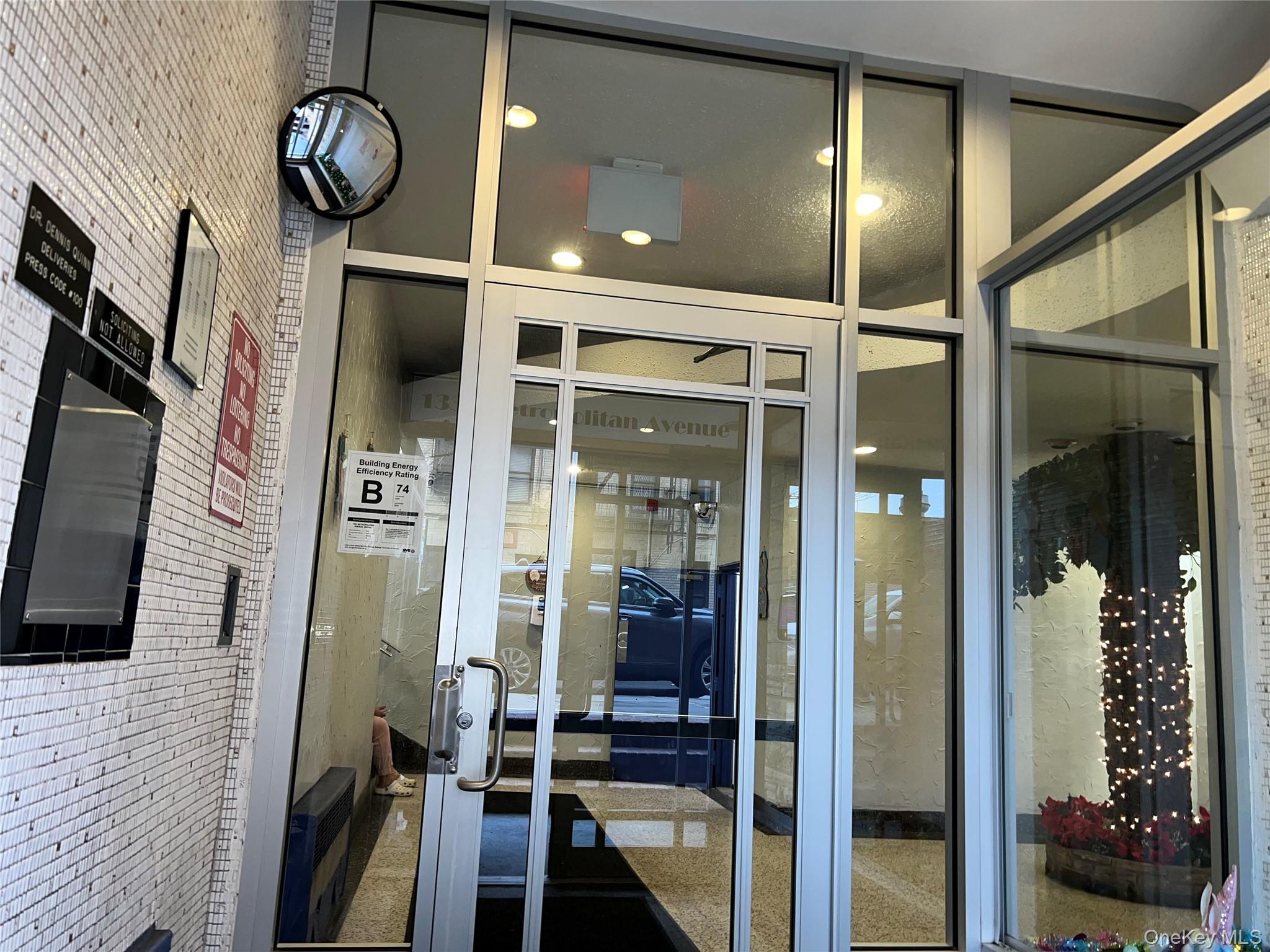 #13 photo, 1332 Metropolitan Avenue, ব্রঙ্কস Bronx , NY 10462