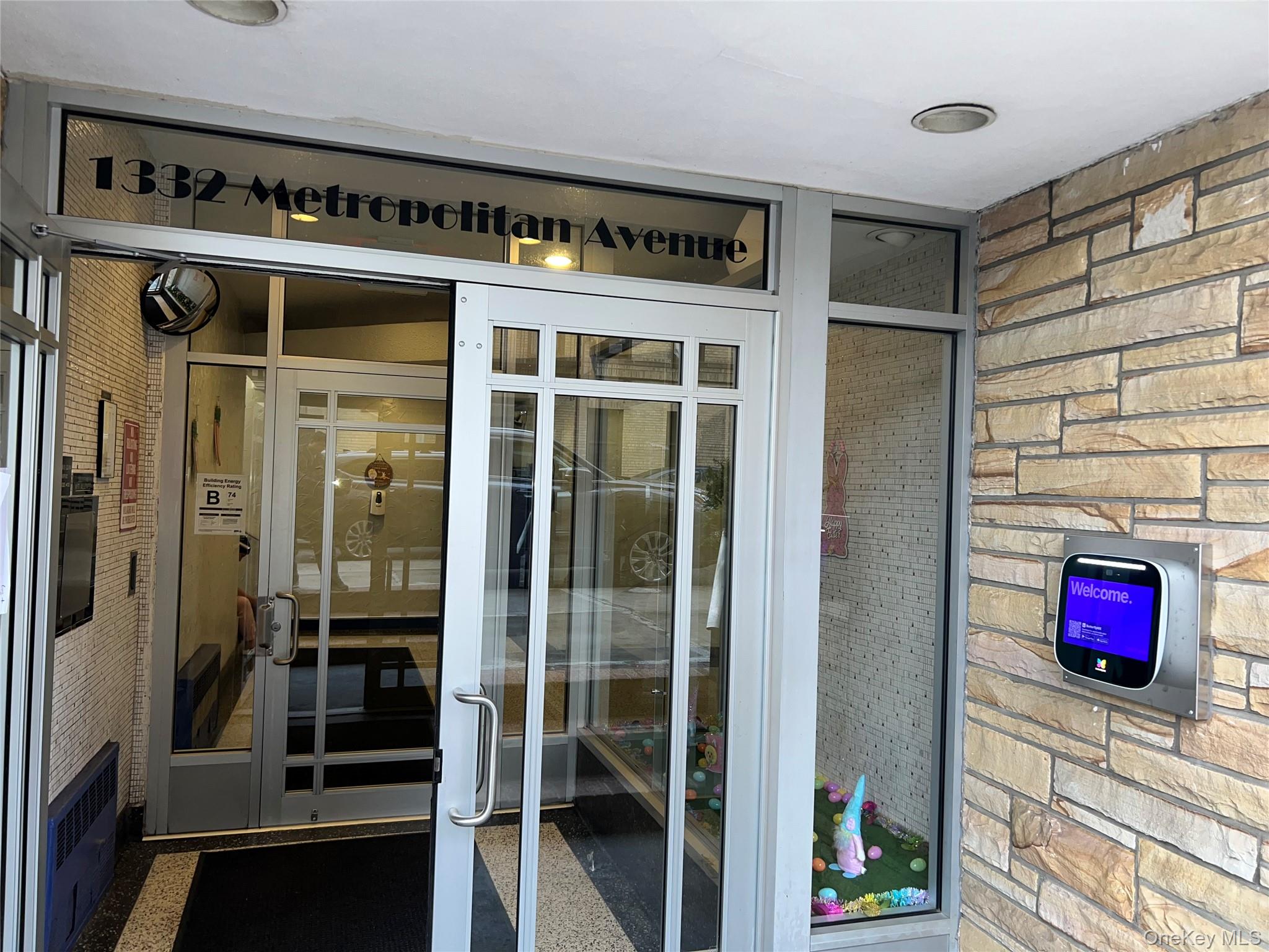 #16 photo, 1332 Metropolitan Avenue, ব্রঙ্কস Bronx , NY 10462