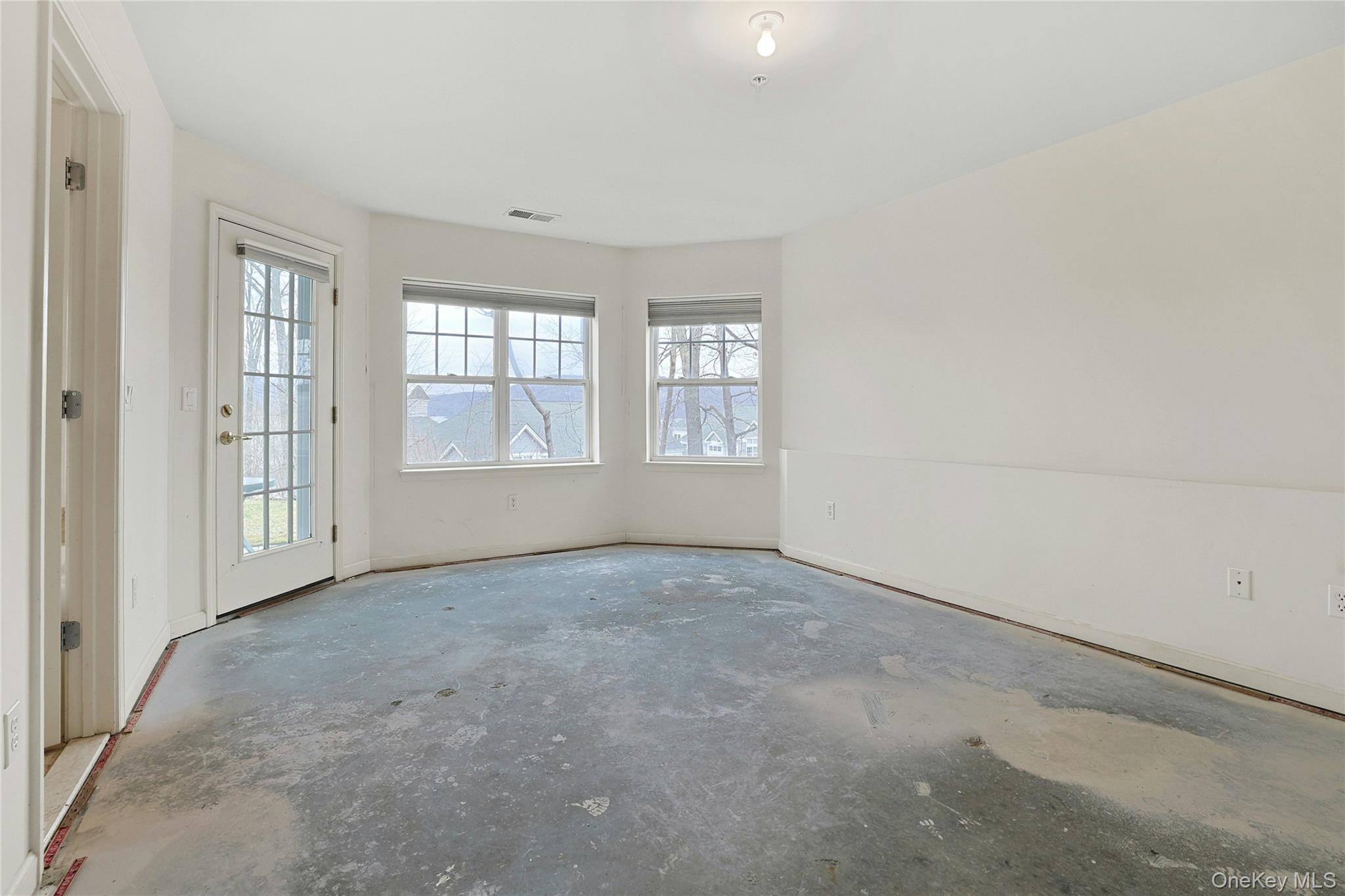 #15 photo, 614 Viewpoint Terrace, Peekskill , NY 10566