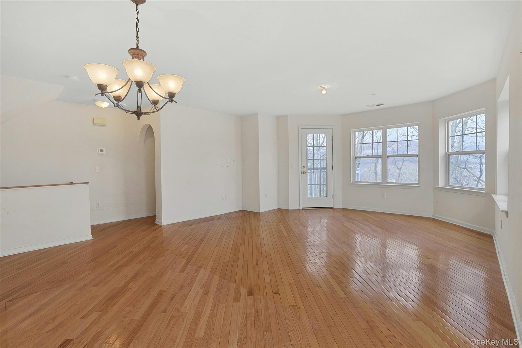 #4 photo, 614 Viewpoint Terrace, Peekskill , NY 10566