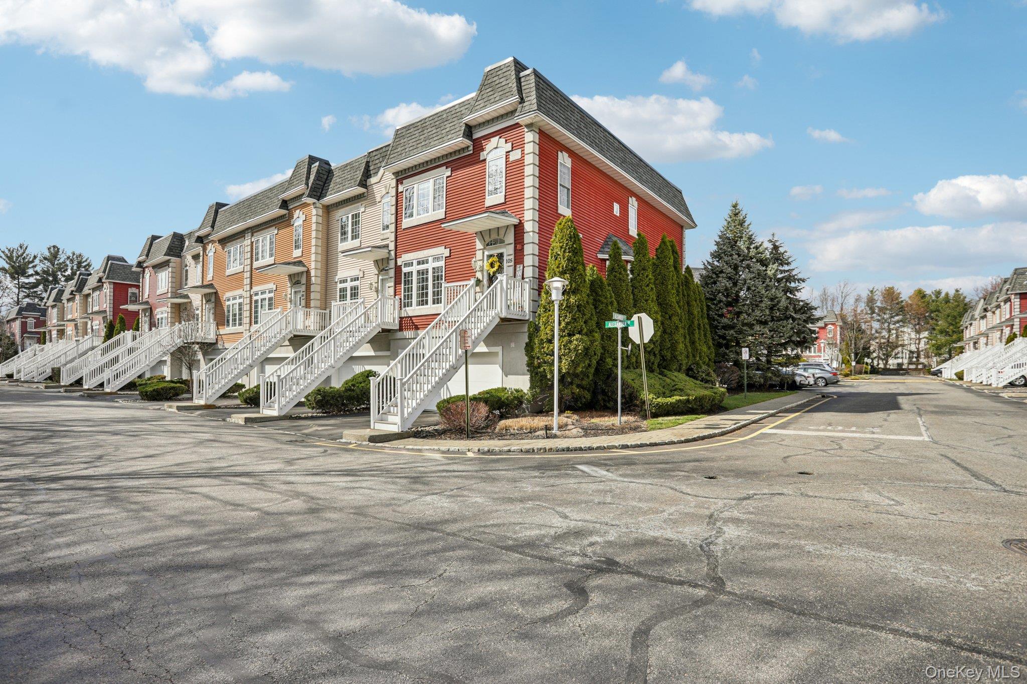 #2 photo, 105 Alexander Court, Nanuet , NY 10954