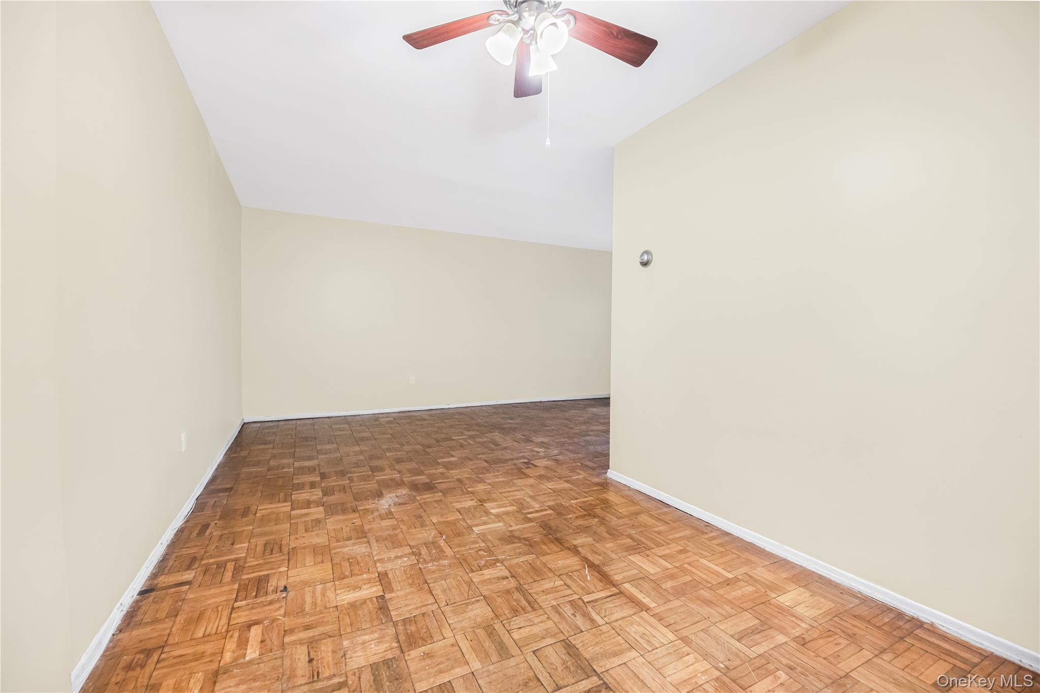 #11 photo, 505 Central Avenue, White Plains , NY 10606