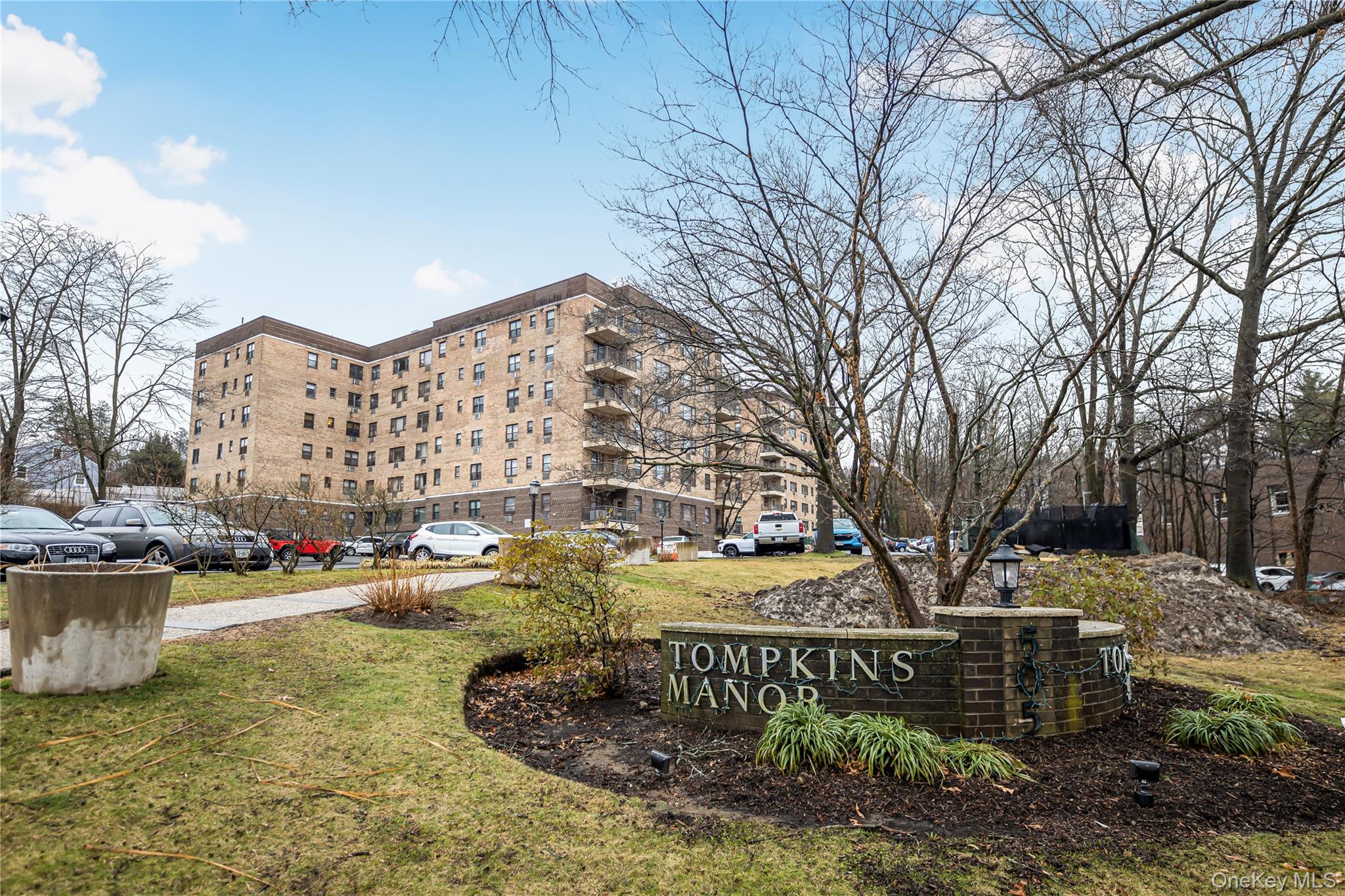 #2 photo, 505 Central Avenue, White Plains , NY 10606