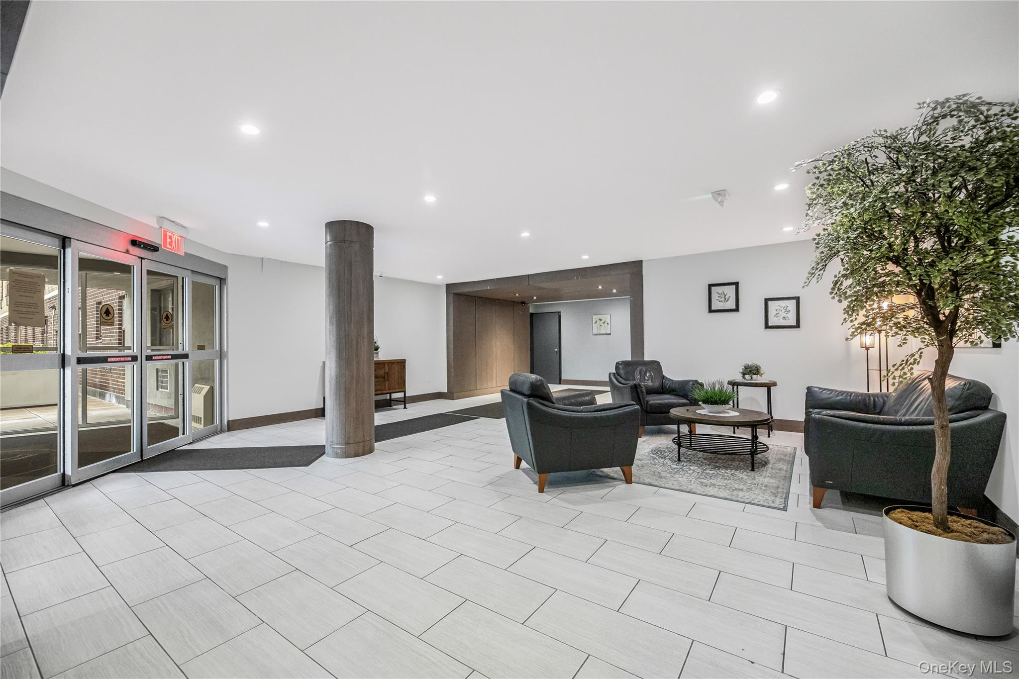 #4 photo, 505 Central Avenue, White Plains , NY 10606